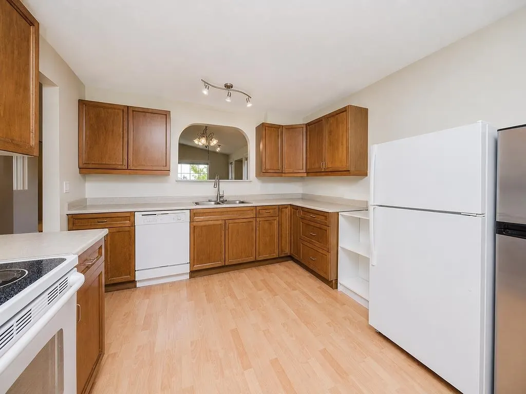 5687 Emily Way