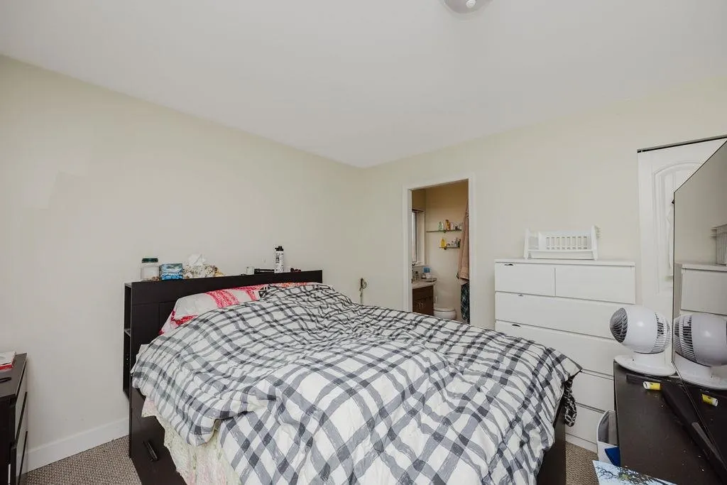 5687 Emily Way