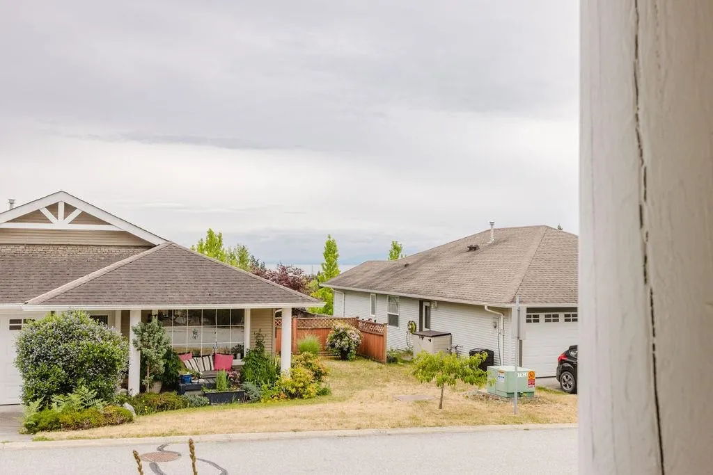 5687 Emily Way