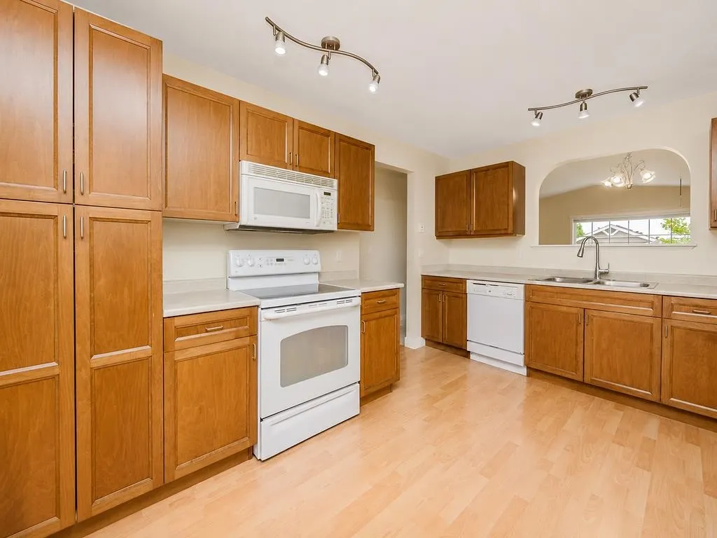 5687 Emily Way