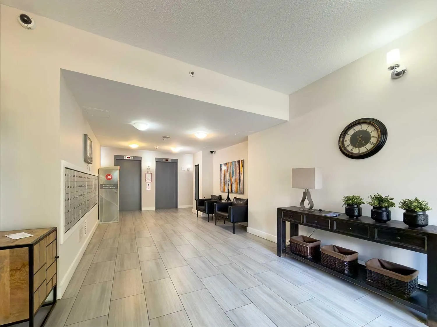 828 Agnes Street #904