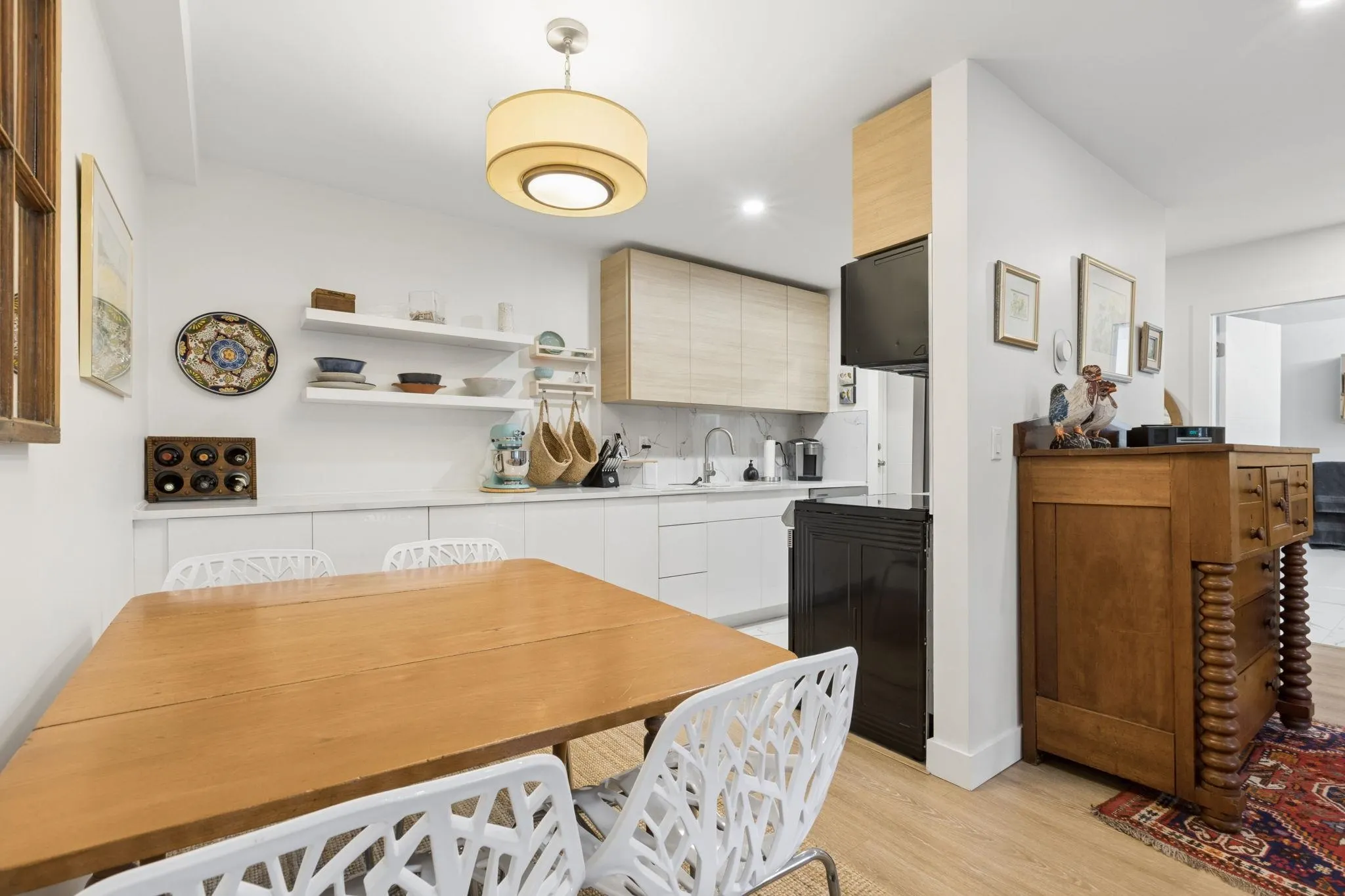 809 W 16th Street #107