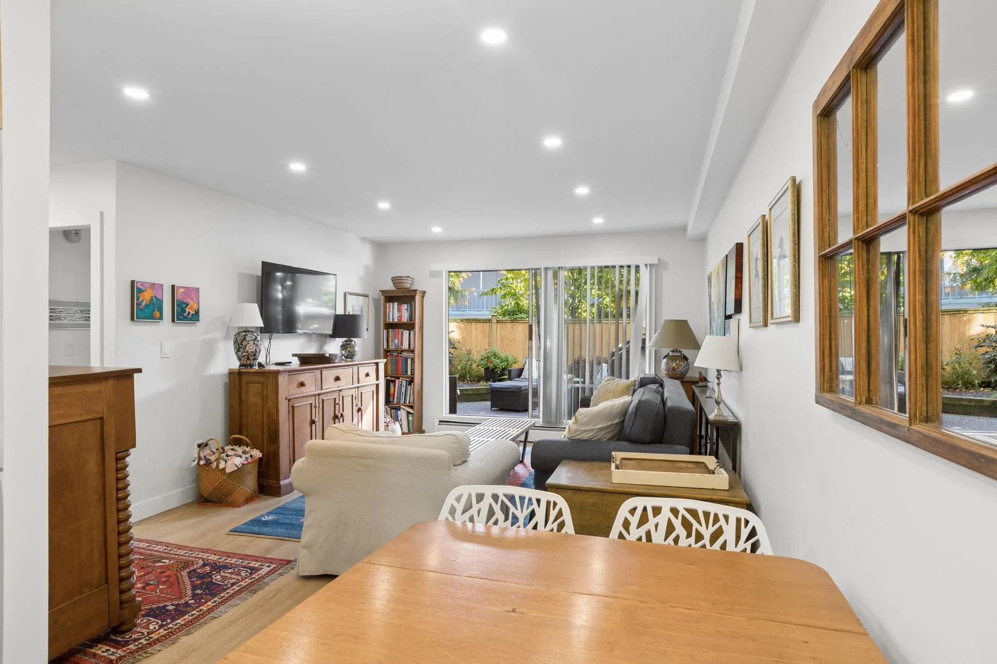 809 W 16th Street #107