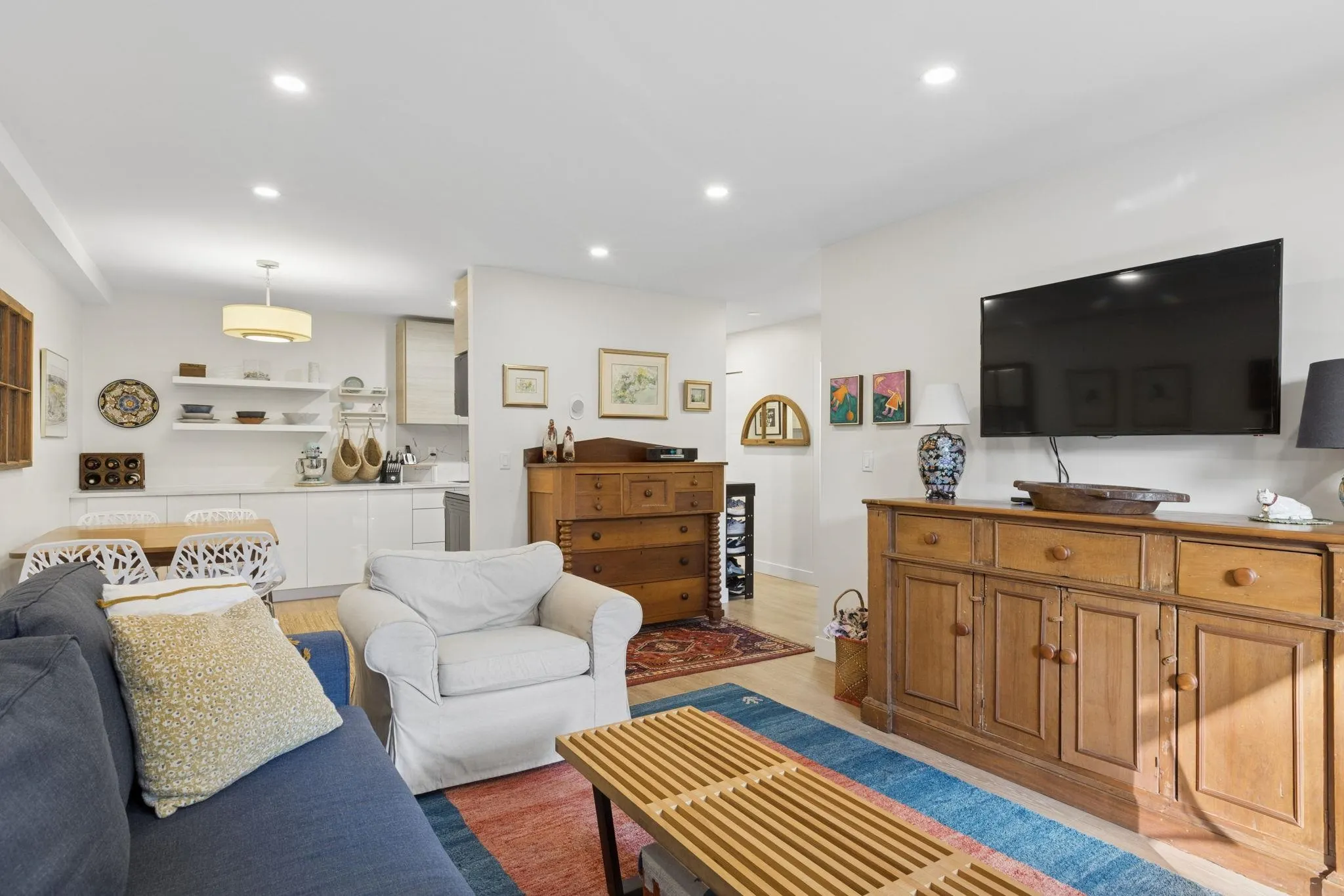 809 W 16th Street #107