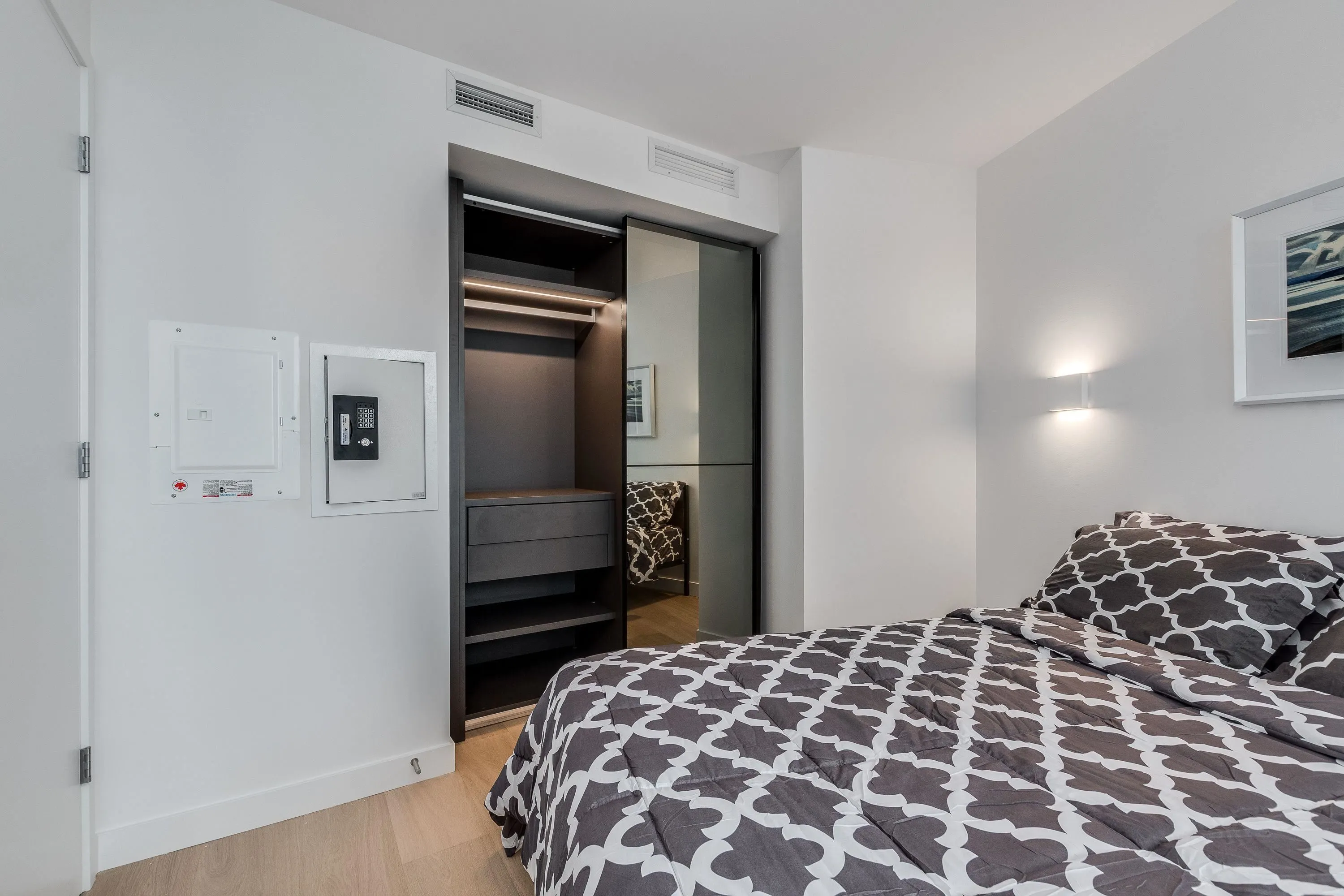 1289 Hornby Street #1102