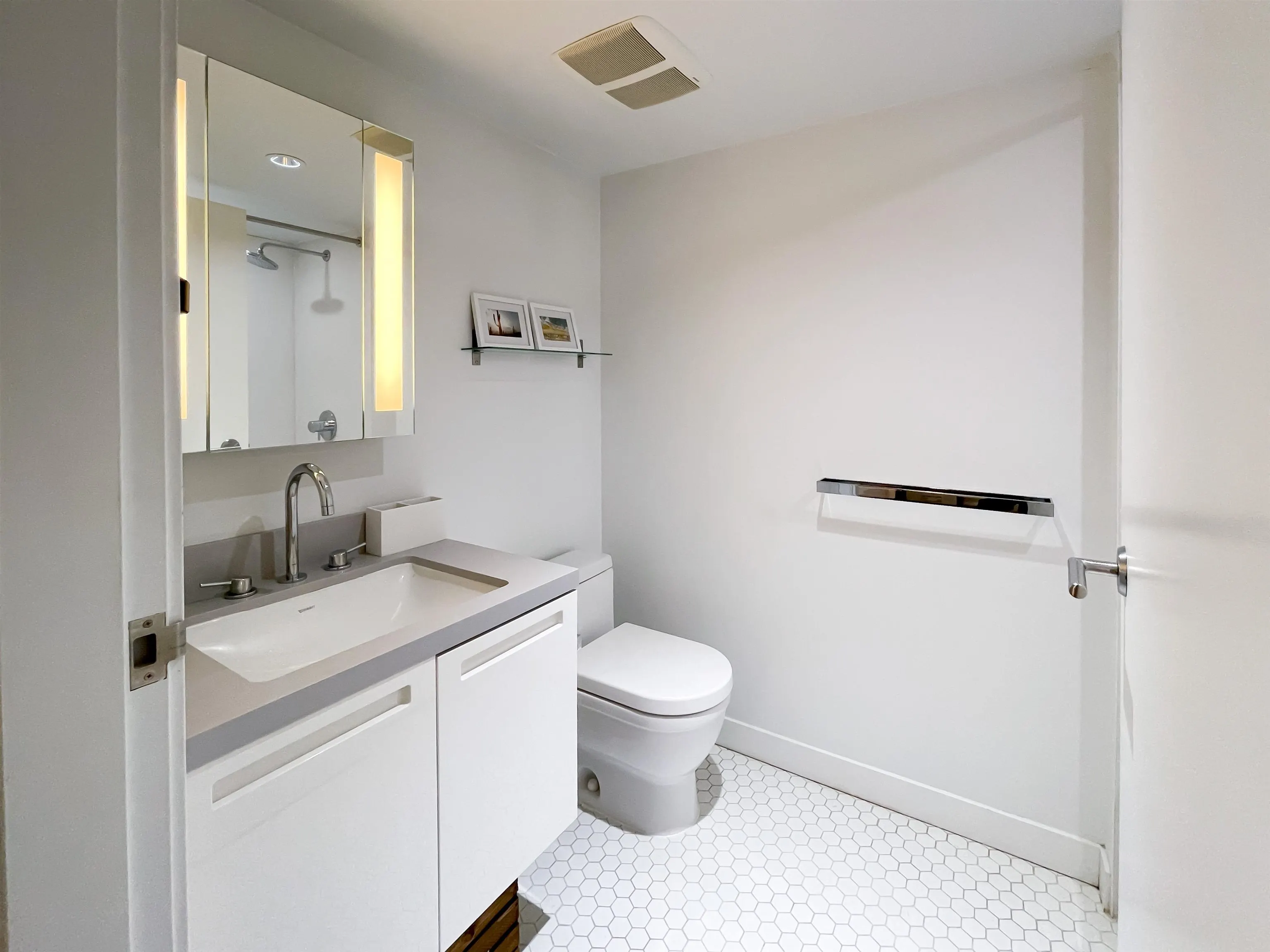 188 Keefer Street #1106