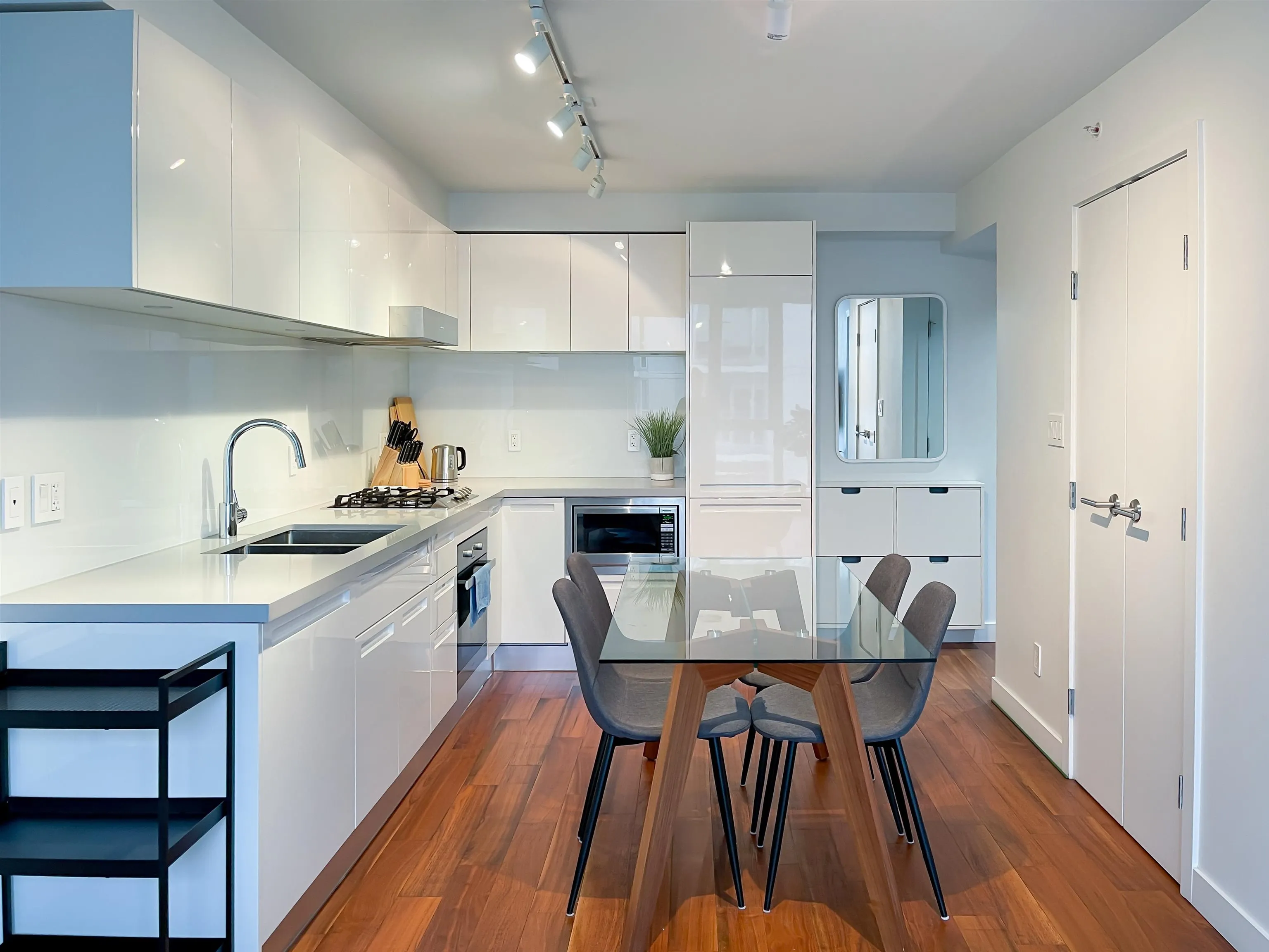 188 Keefer Street #1106
