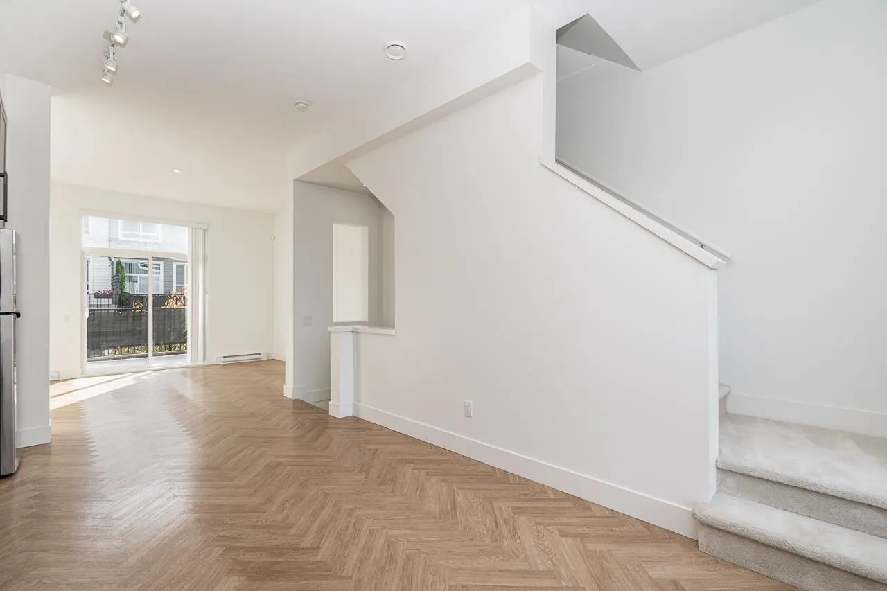 15938 27 Avenue #2