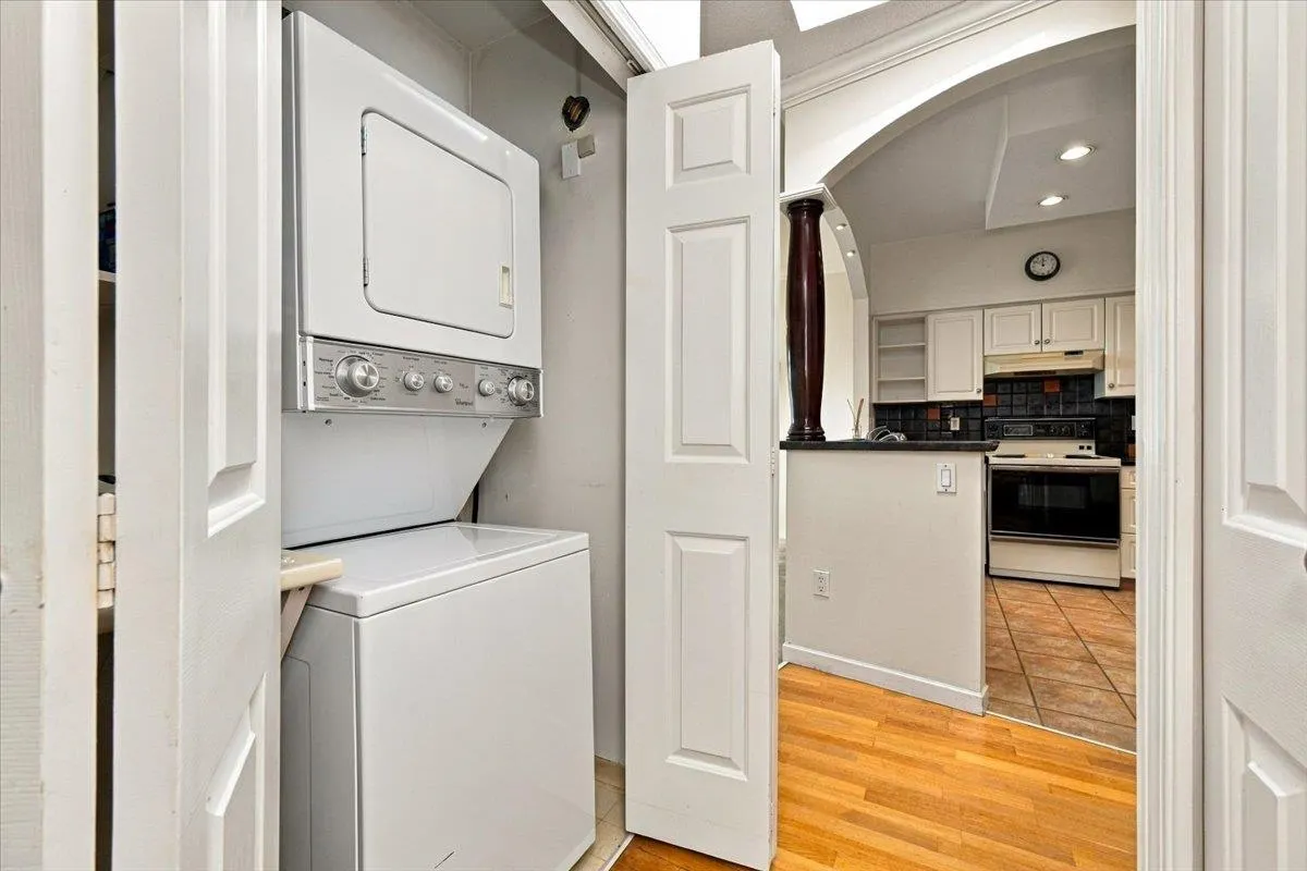 121 W 29th Street #403