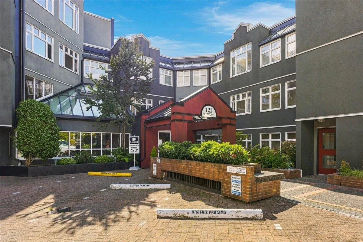 121 W 29th Street #403