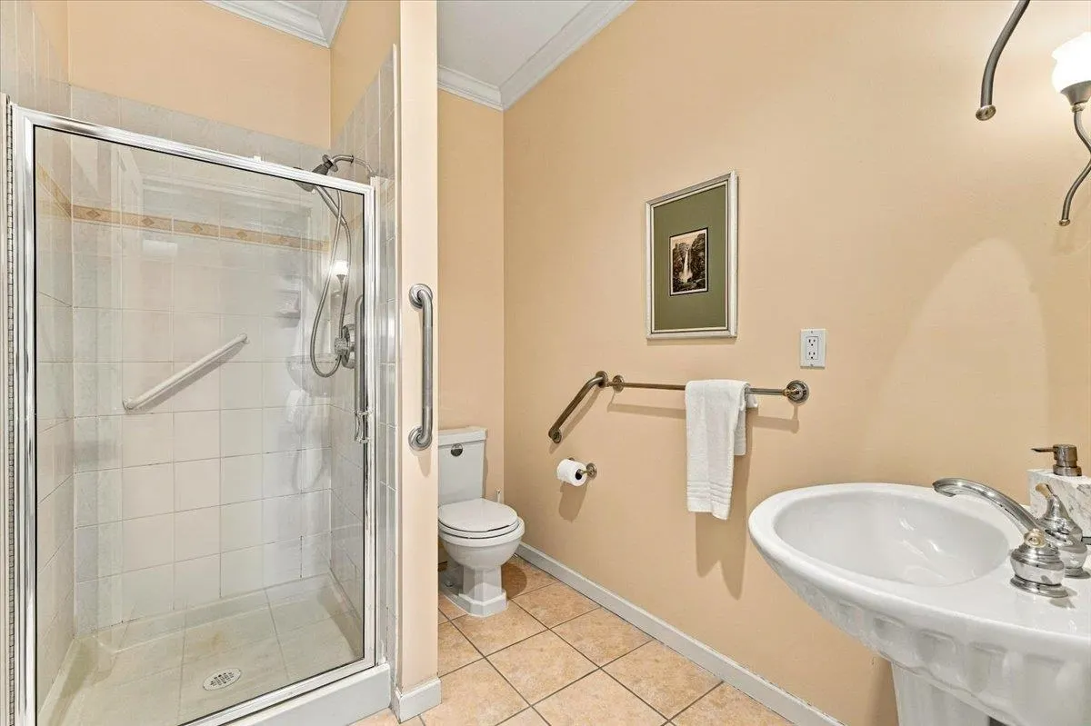121 W 29th Street #403
