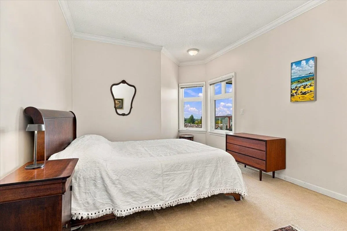 121 W 29th Street #403