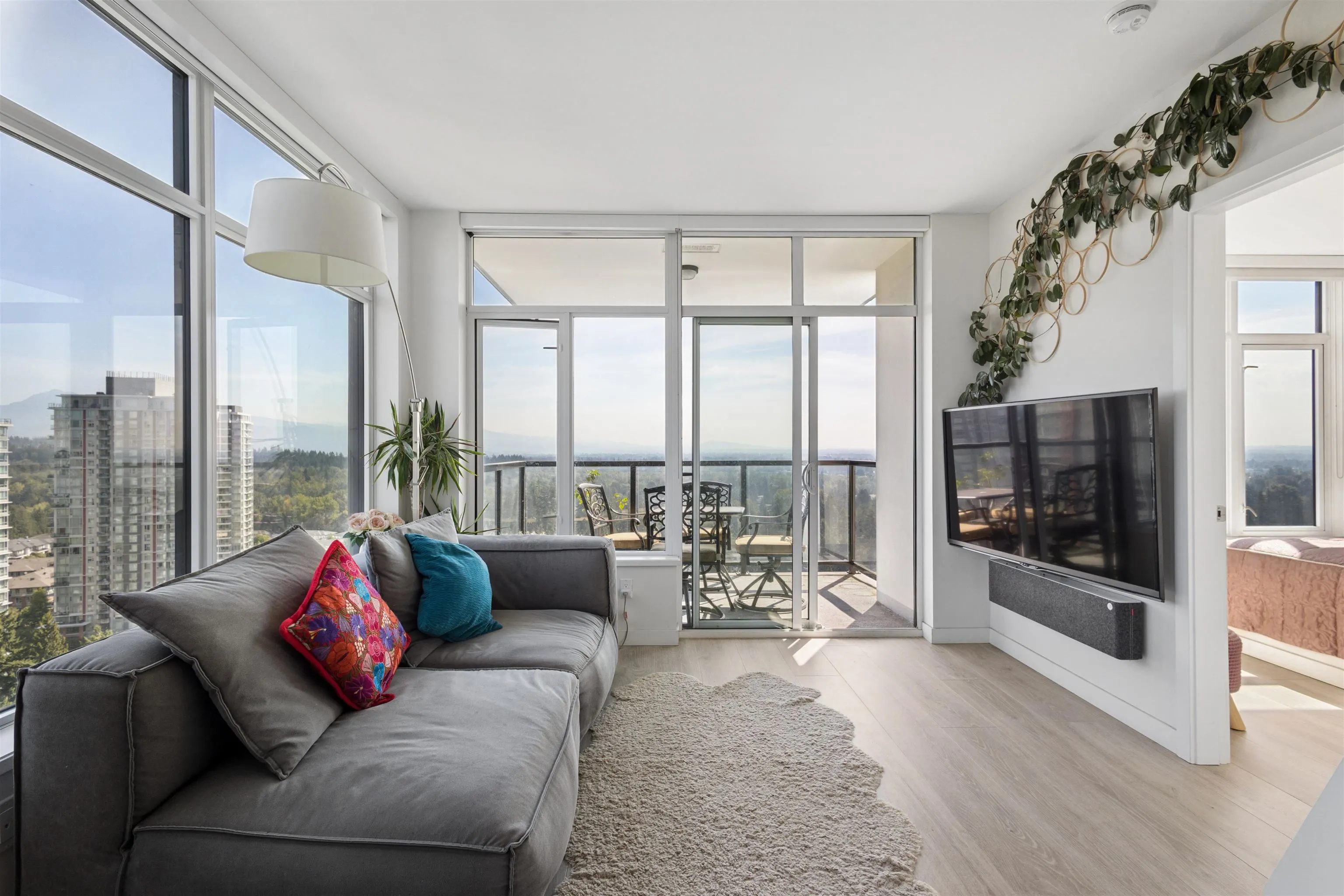 3080 Lincoln Avenue #2802