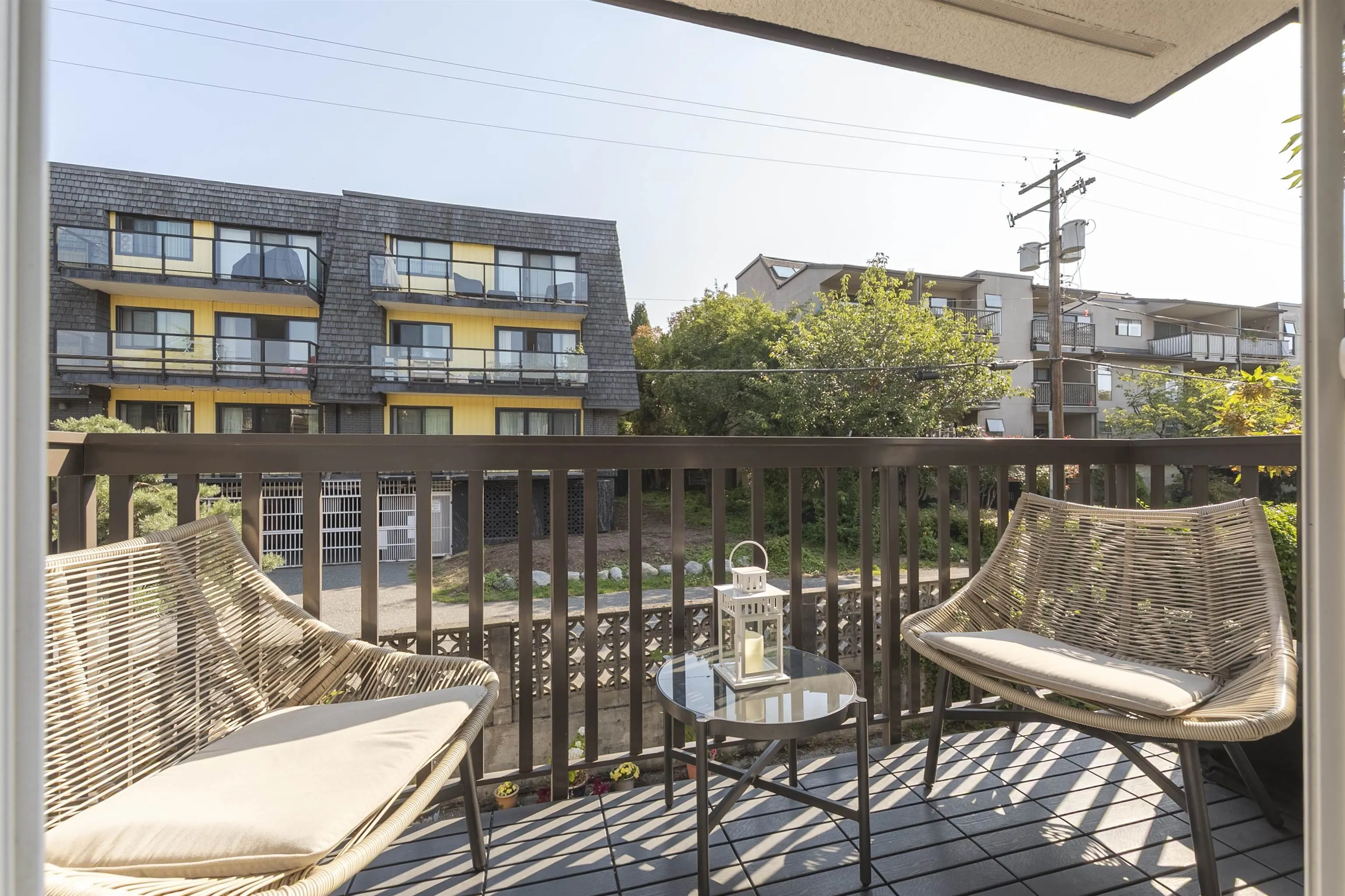 270 W 3rd Street #203