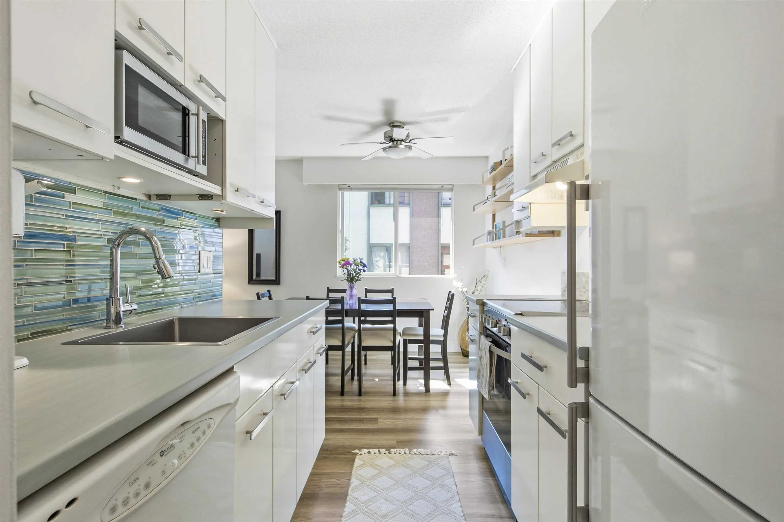 270 W 3rd Street #203