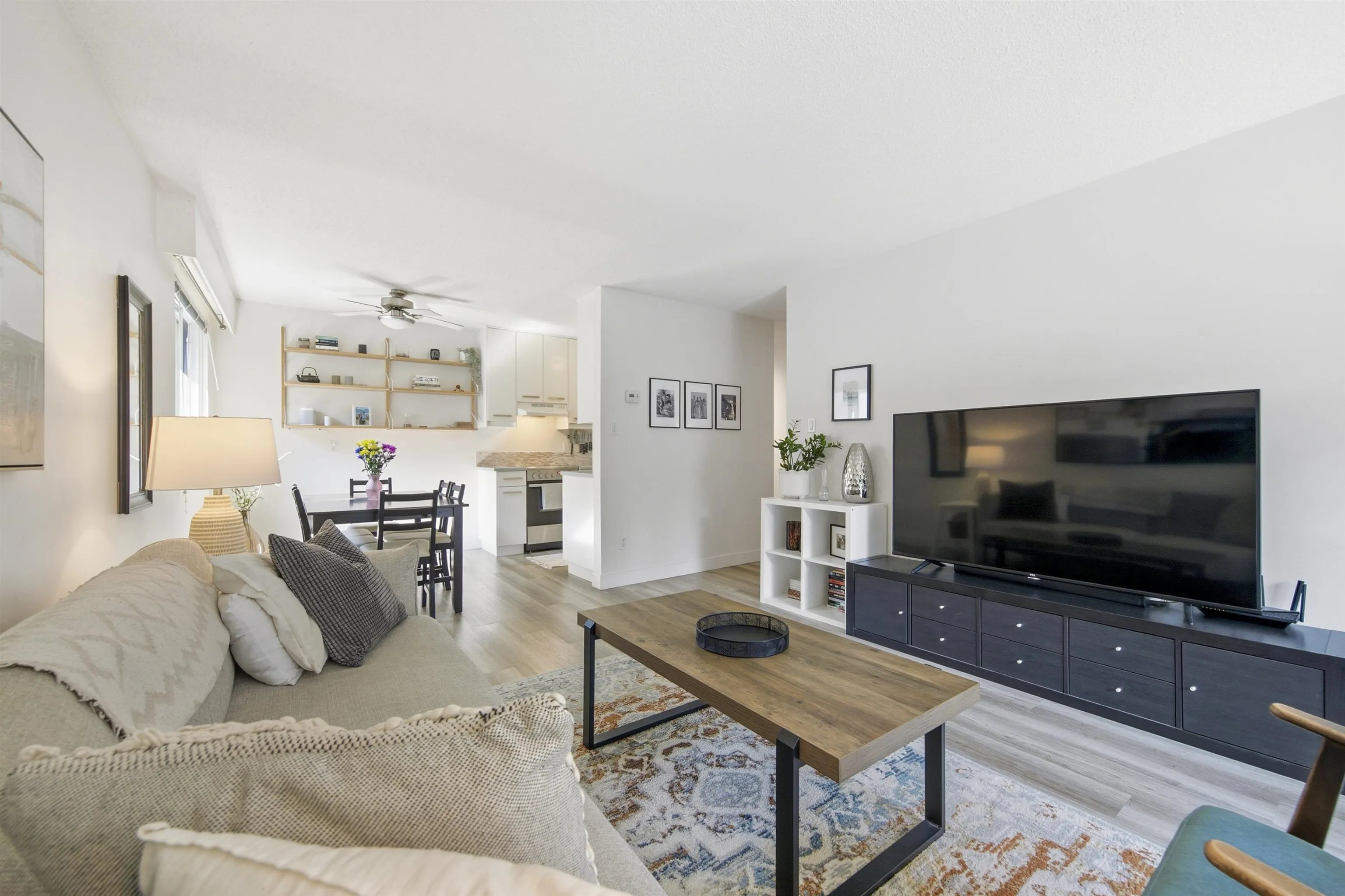 270 W 3rd Street #203