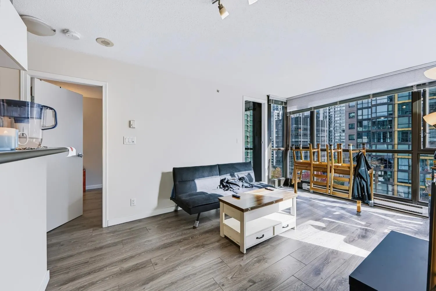 1367 Alberni Street #806