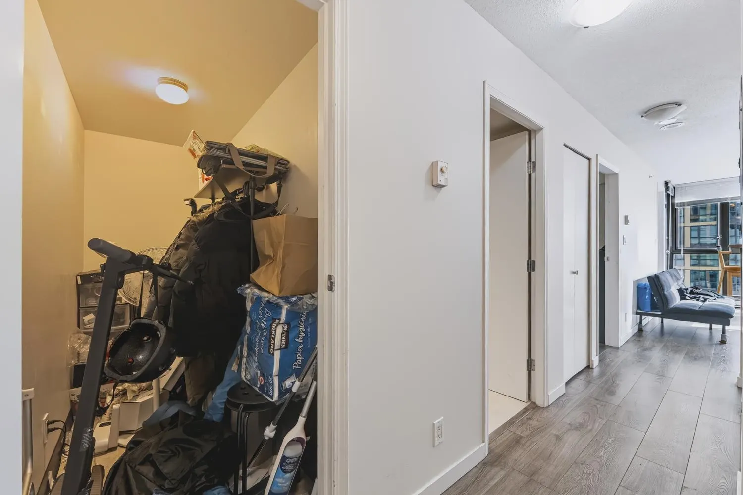 1367 Alberni Street #806