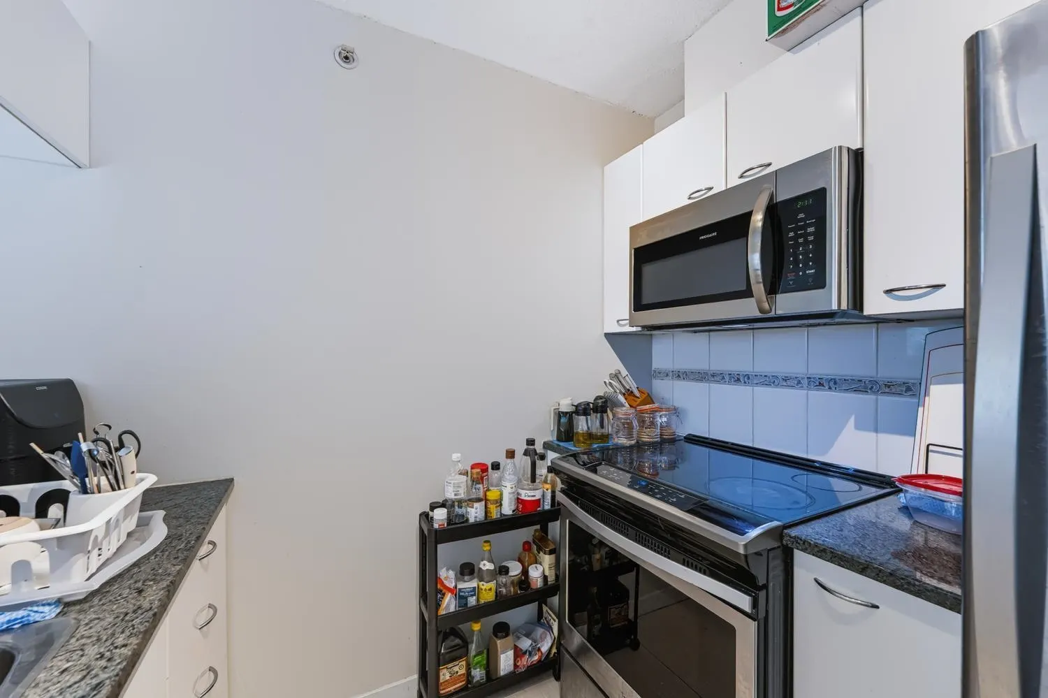 1367 Alberni Street #806