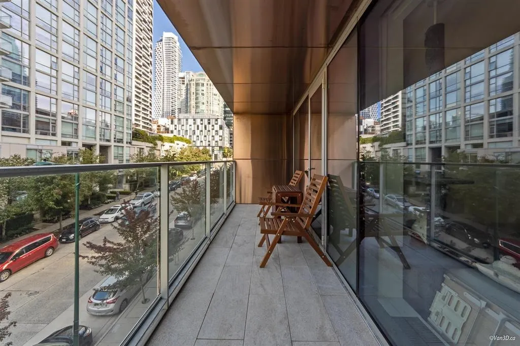 1480 Howe Street #502