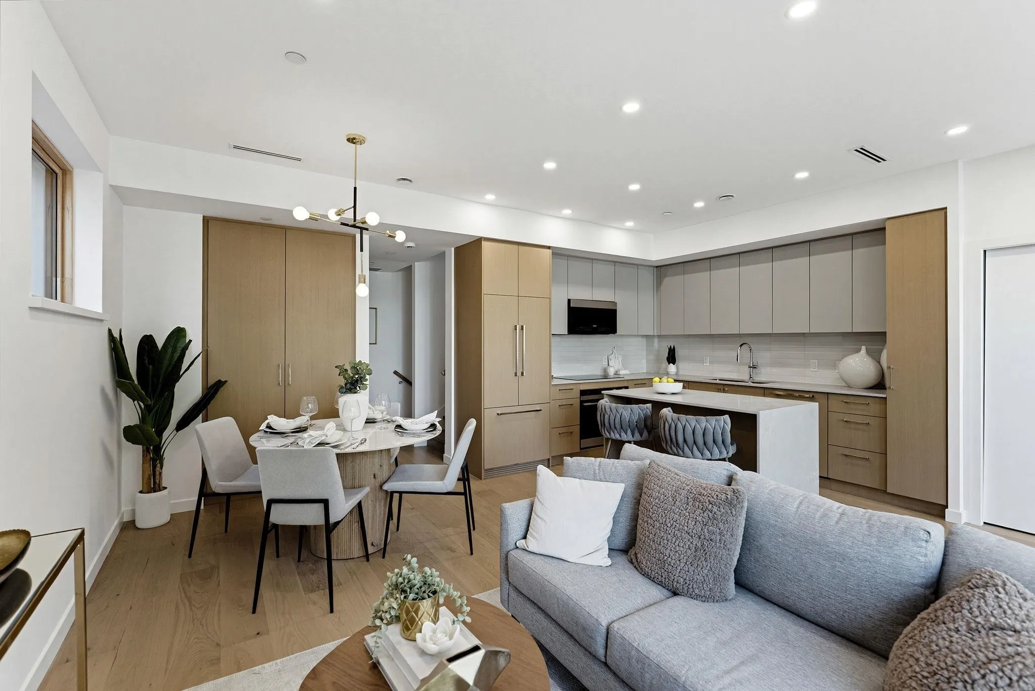 60 E 17th Avenue #1