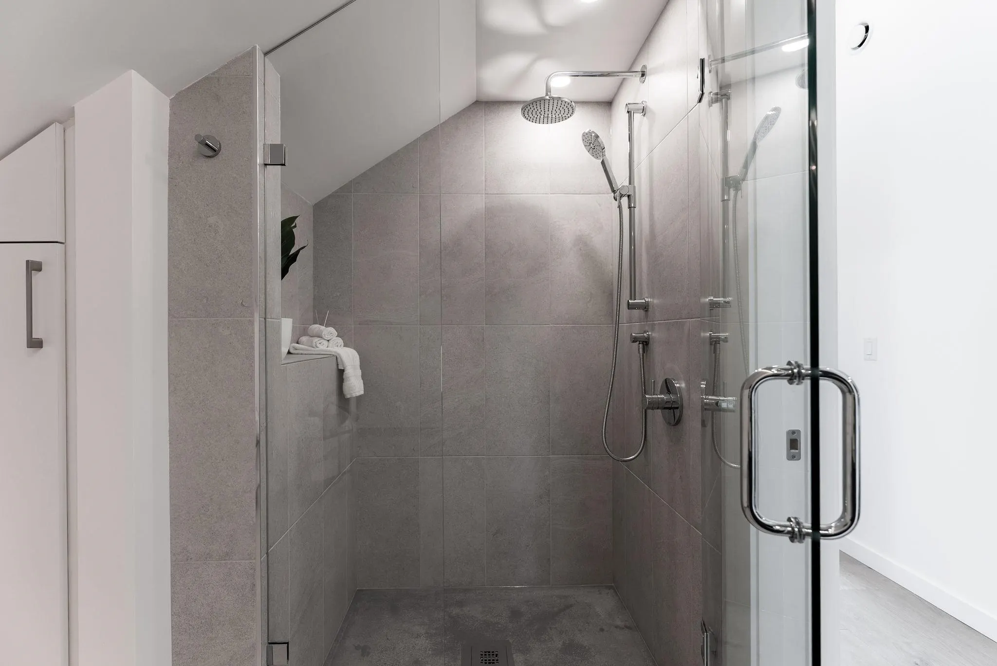 60 E 17th Avenue #1