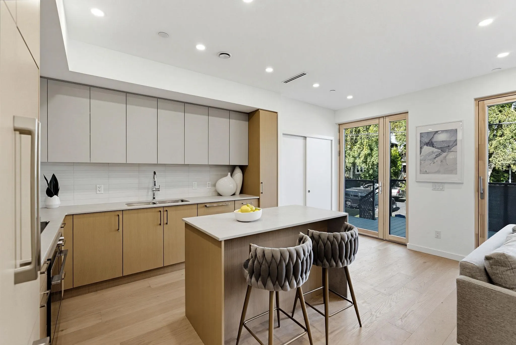 60 E 17th Avenue #1