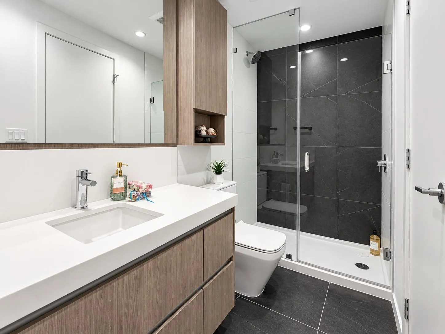 6080 Mckay Avenue #703