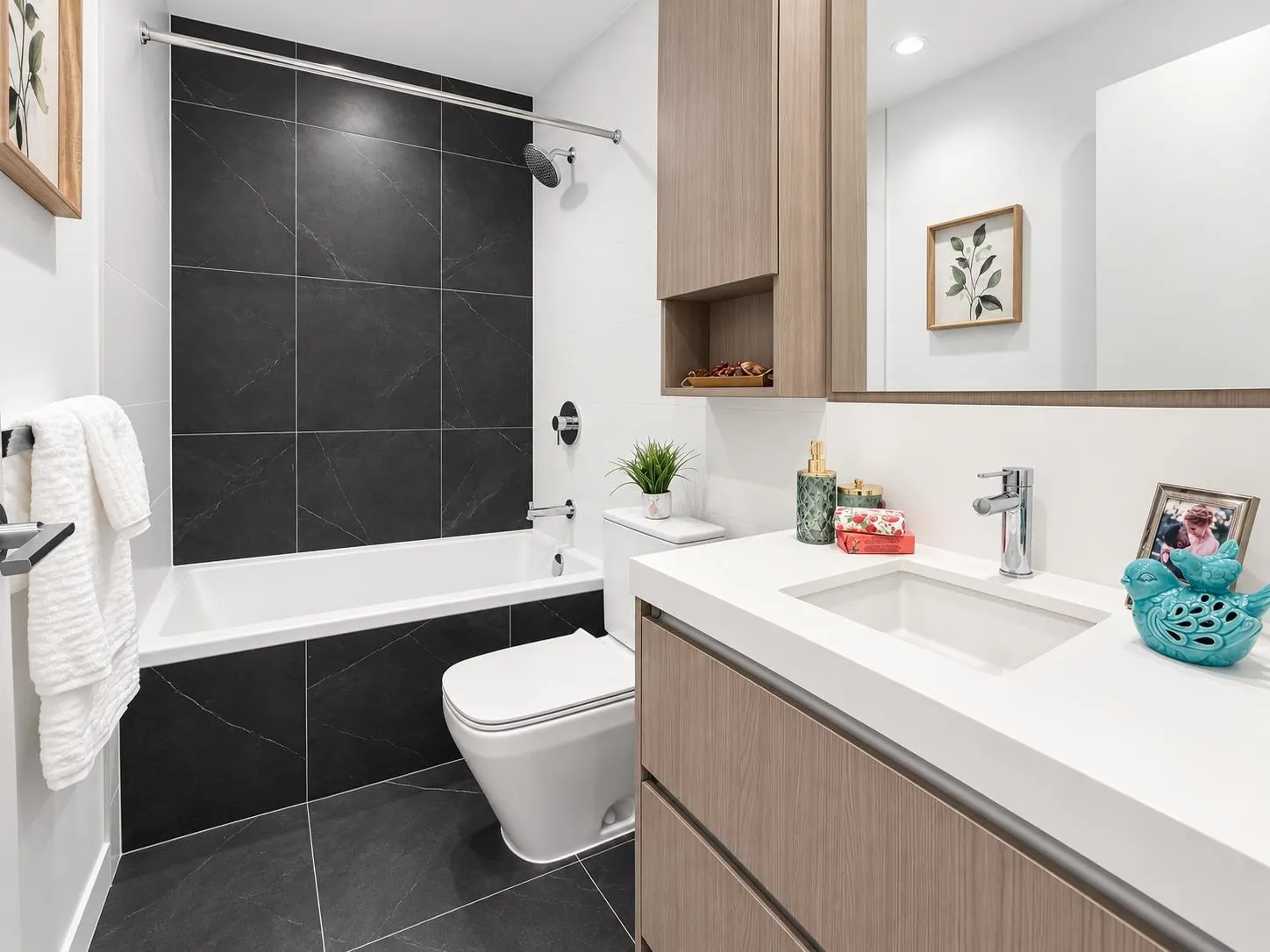 6080 Mckay Avenue #703