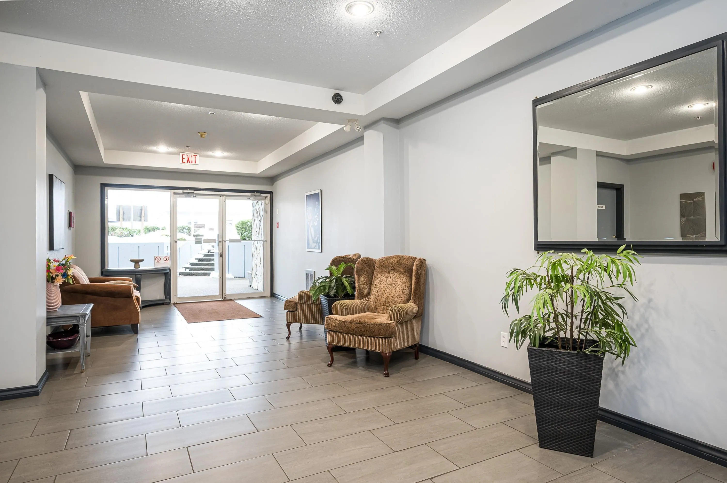 5776 200 Street #103
