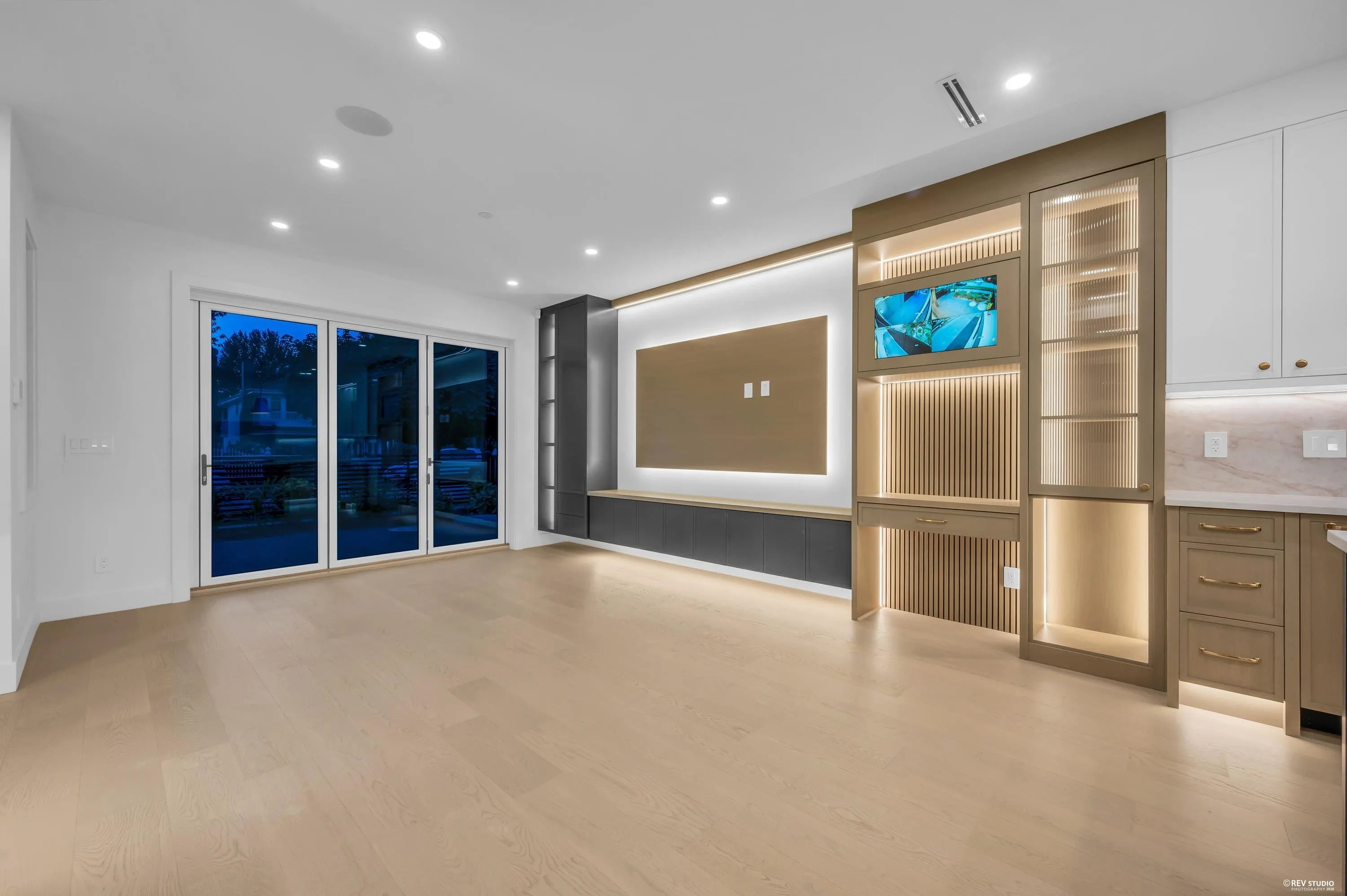 5150 Spencer Street #1