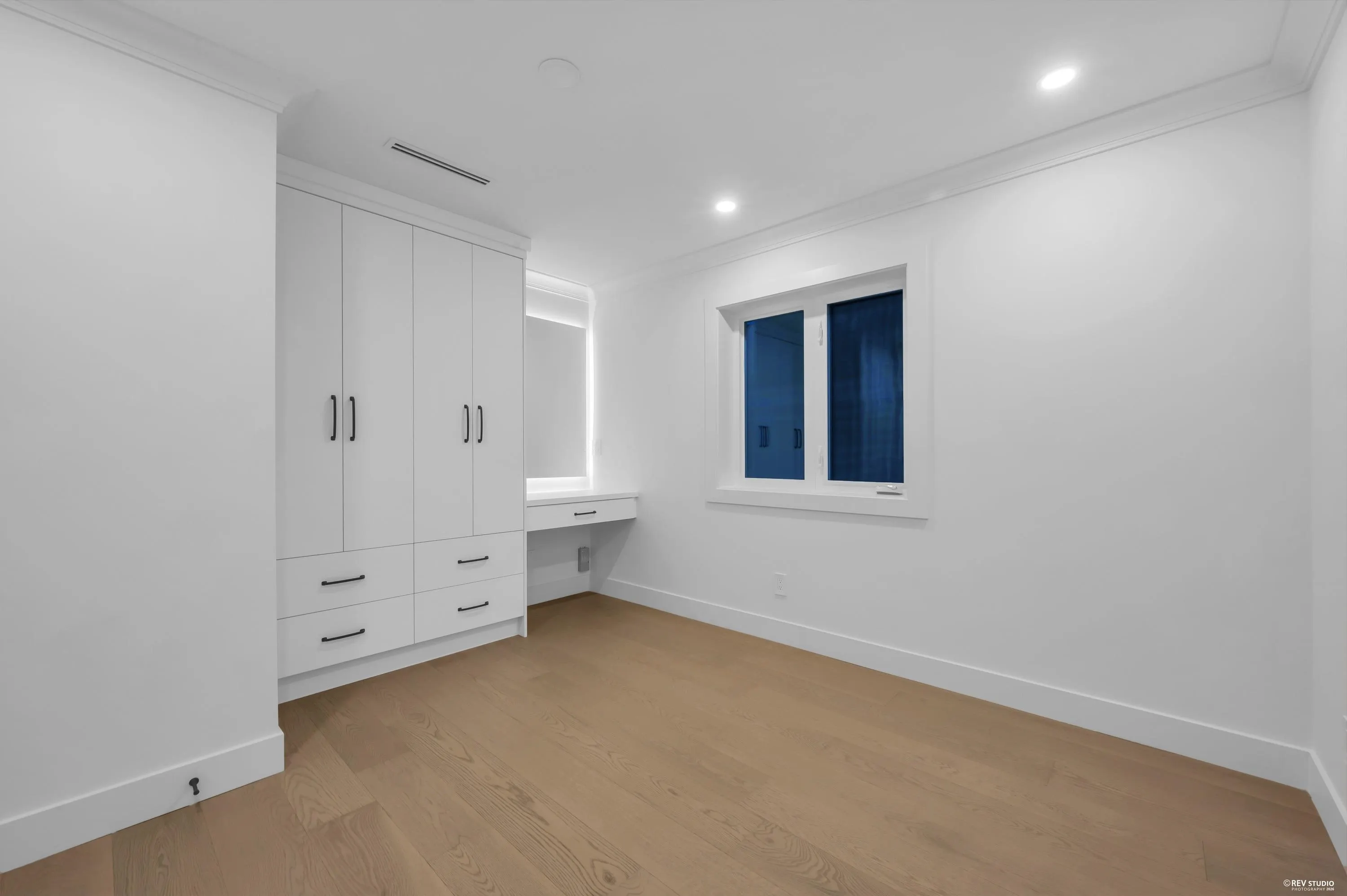 5150 Spencer Street #2