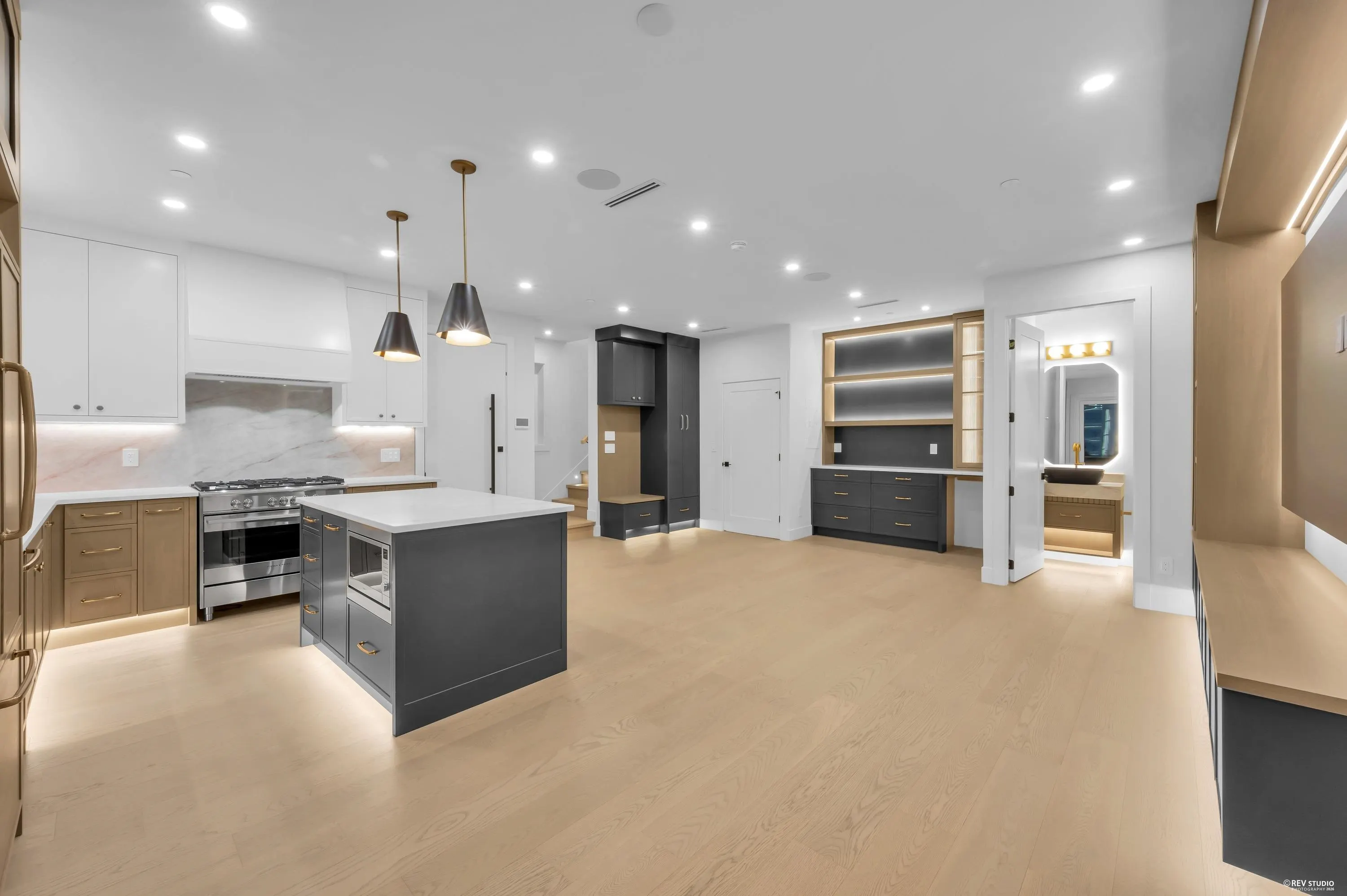 5150 Spencer Street #2
