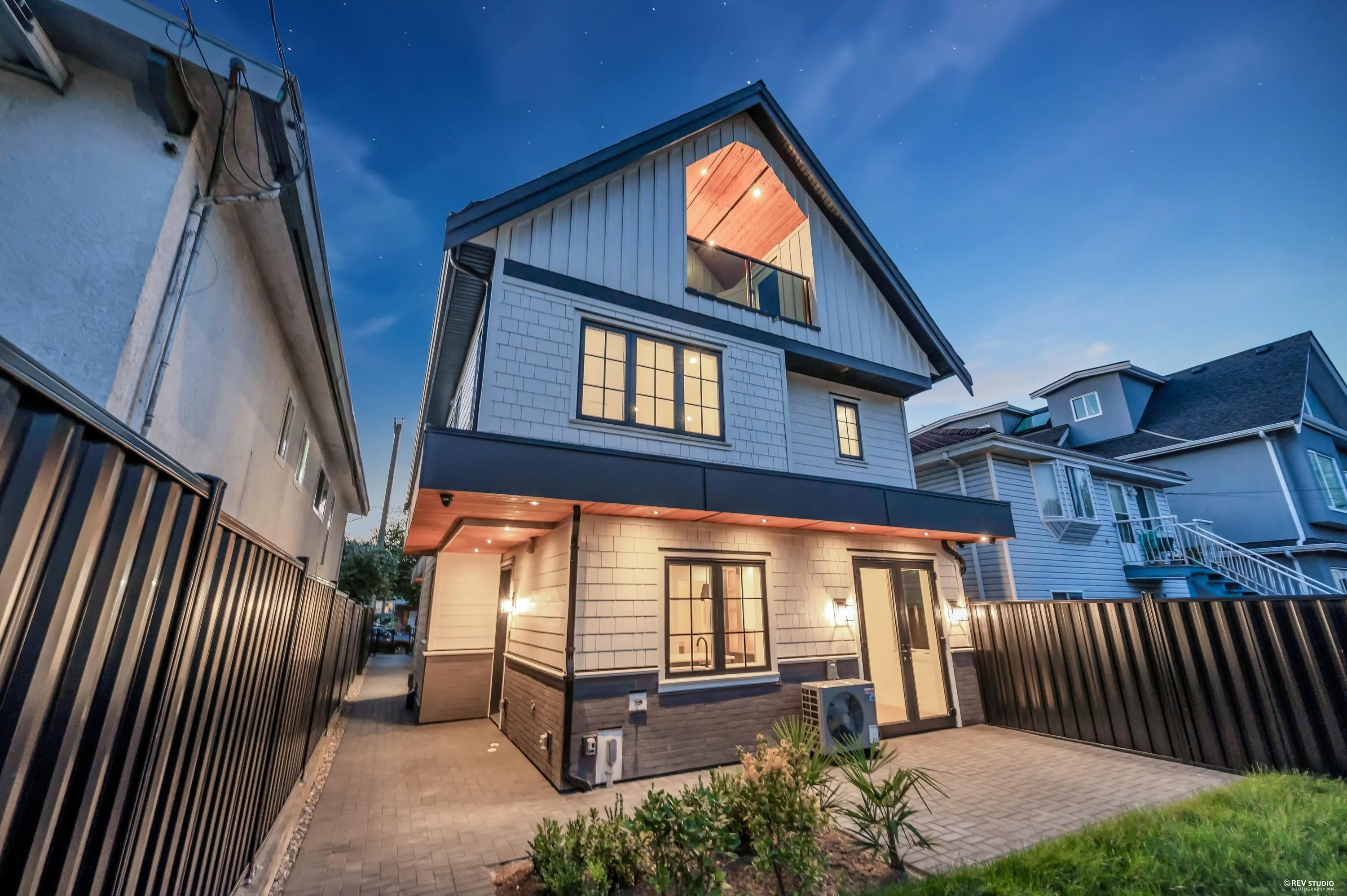 5150 Spencer Street #2