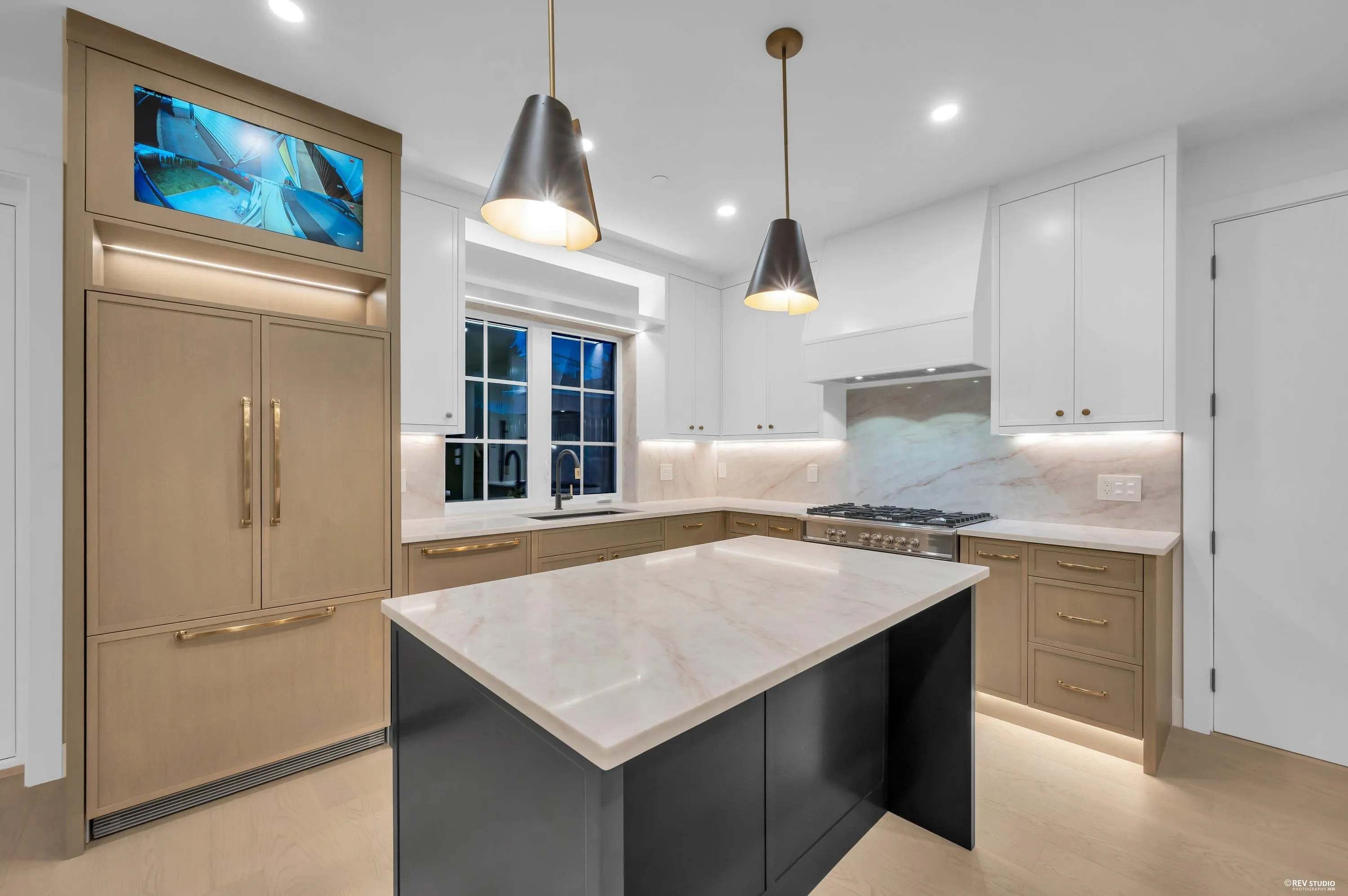 5150 Spencer Street #2