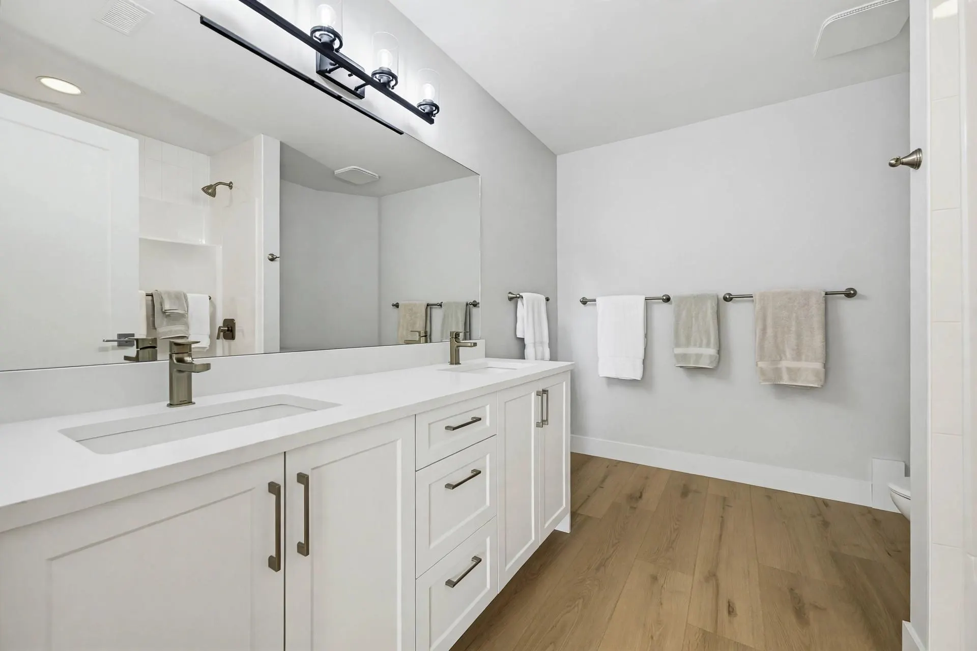 22787 24 Avenue