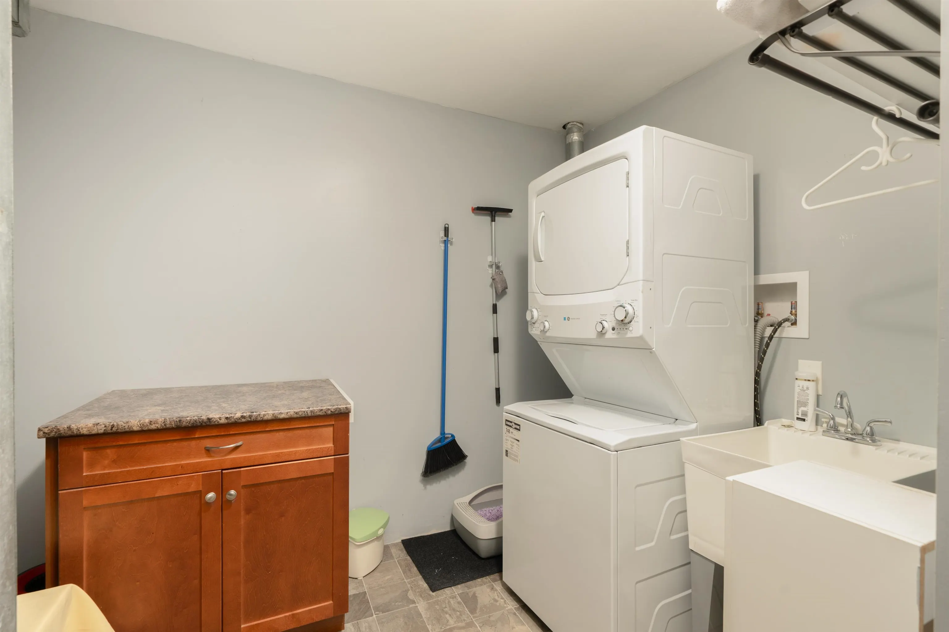 12120 189a Street #16