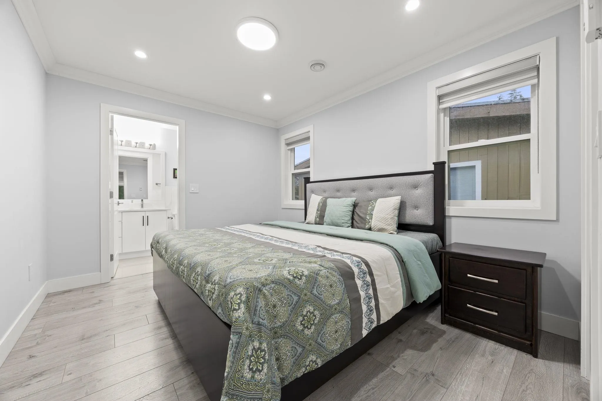12973 Glengarry Crescent