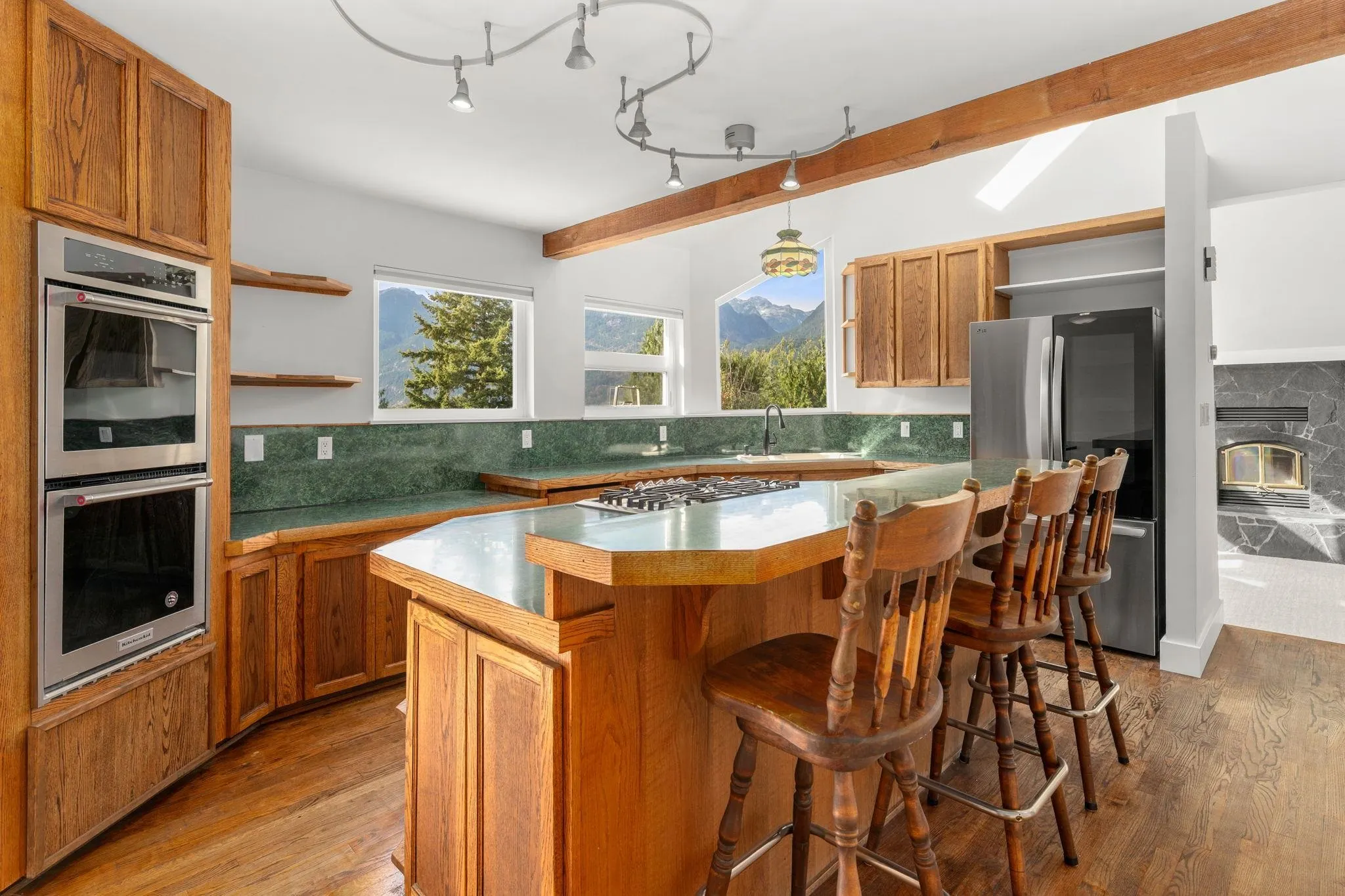 40222 Skyline Drive