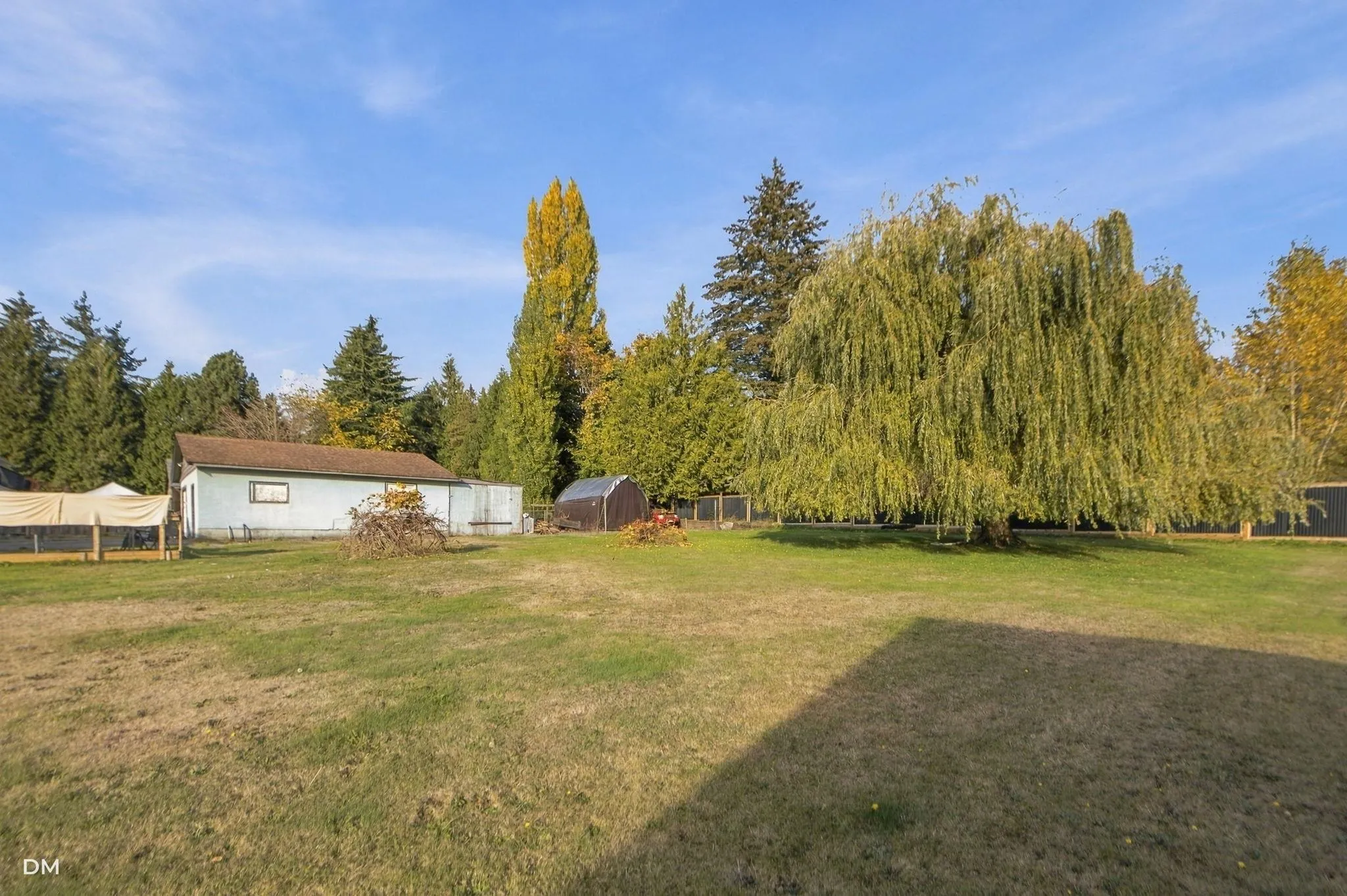 2548 Sunvalley Crescent