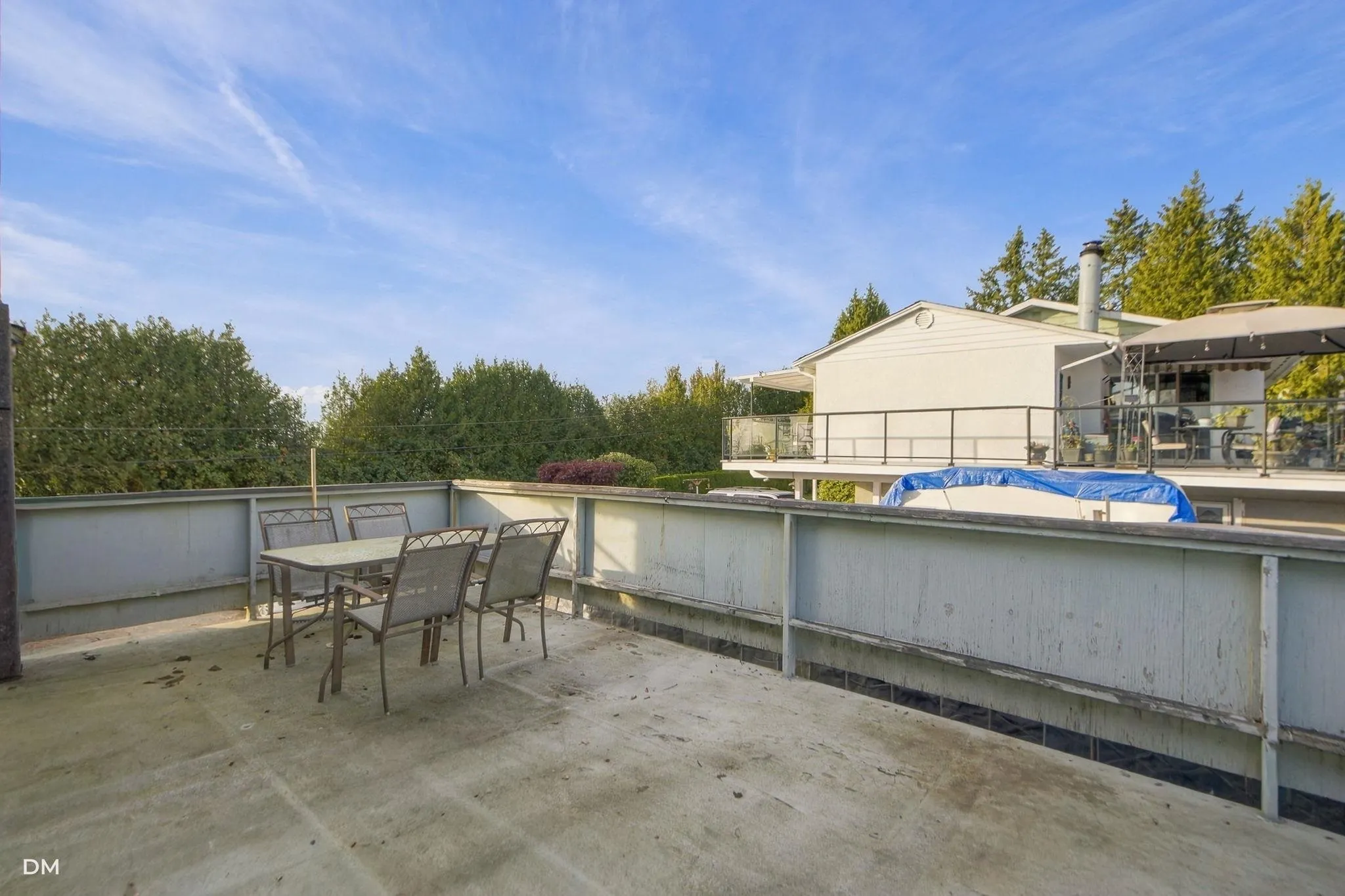 2548 Sunvalley Crescent