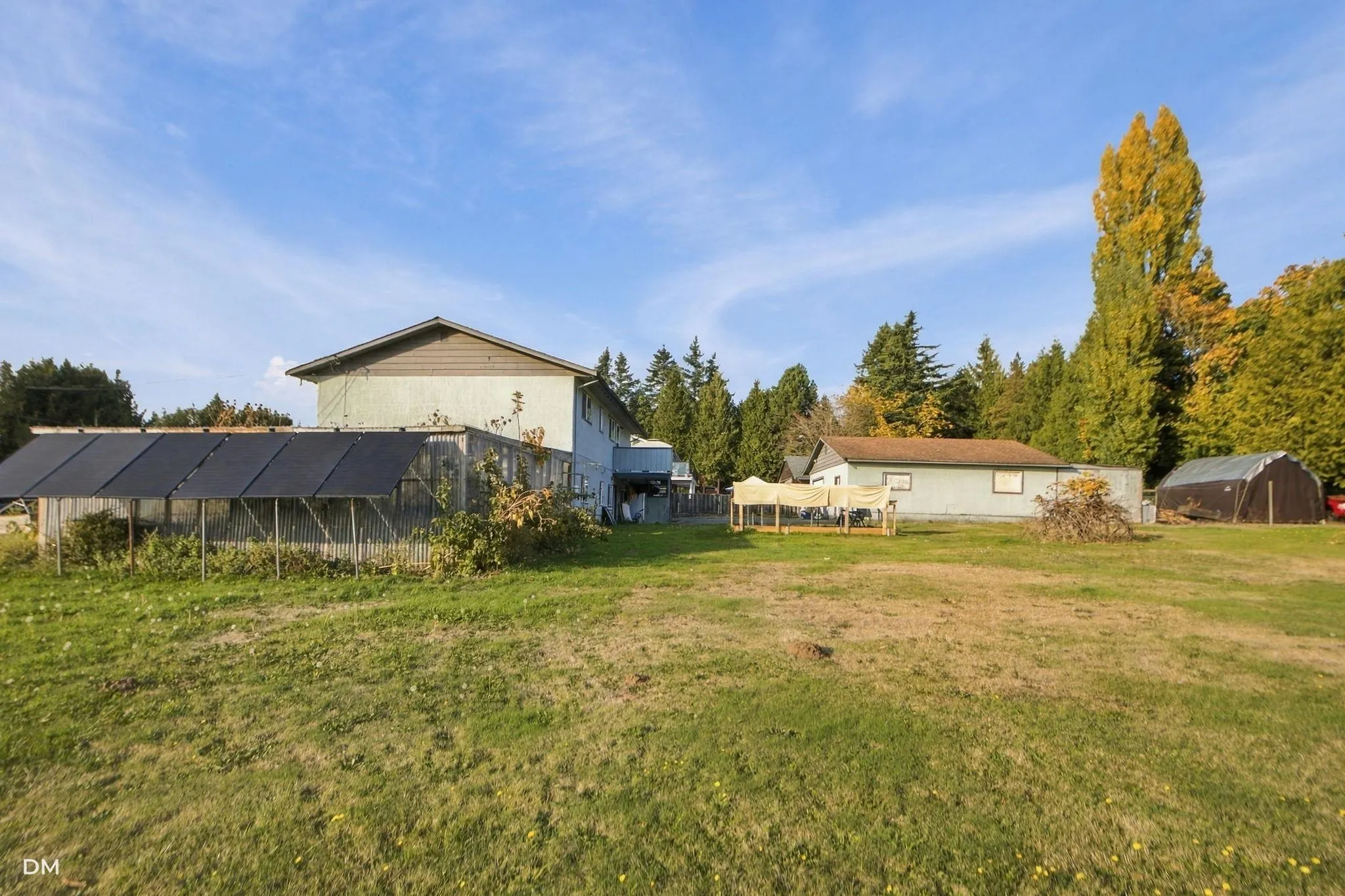 2548 Sunvalley Crescent
