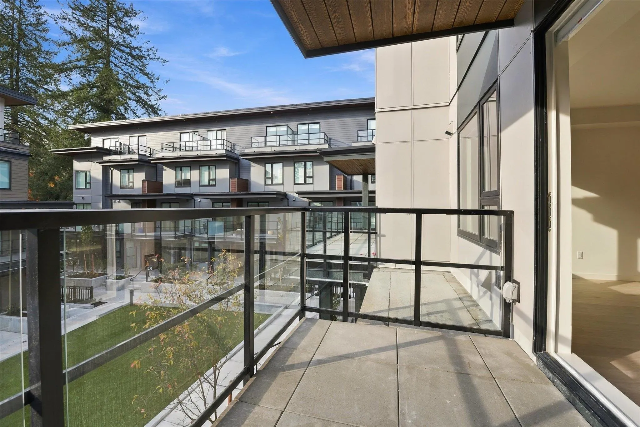 954 Lytton Street #110