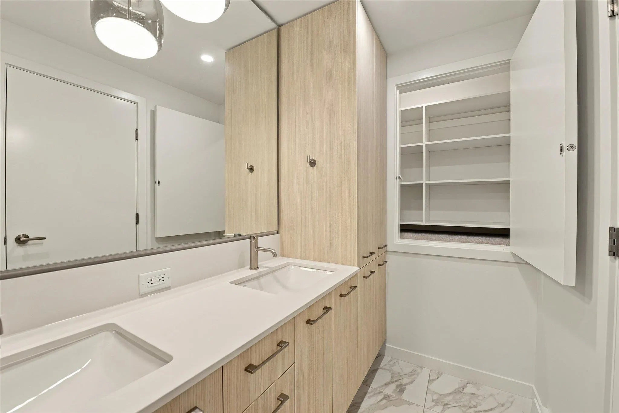 954 Lytton Street #110