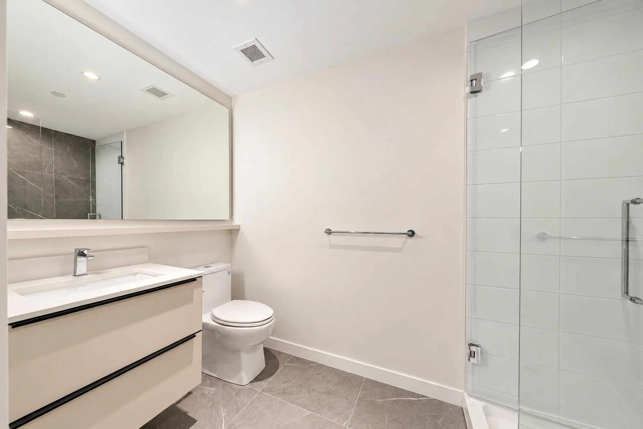 612 Elmwood Street #2506