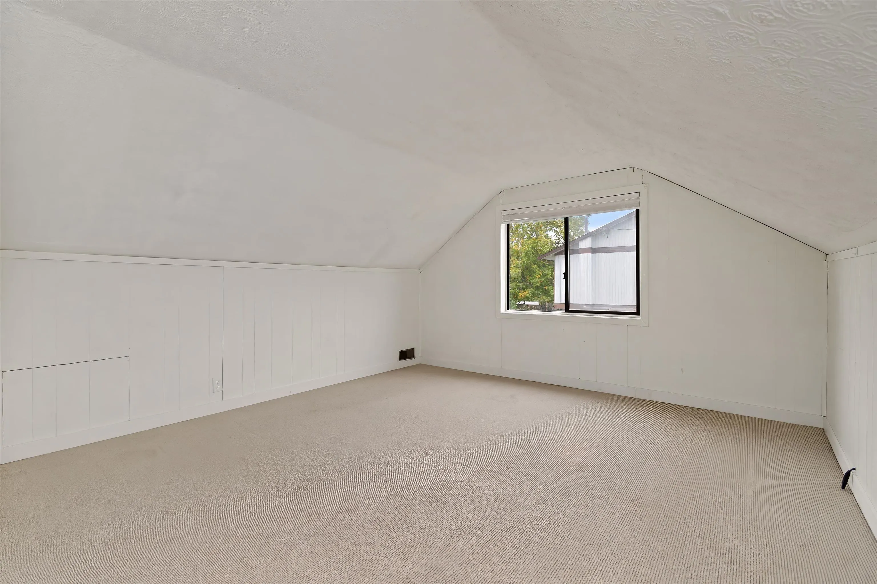 9428 Mcnaught Road