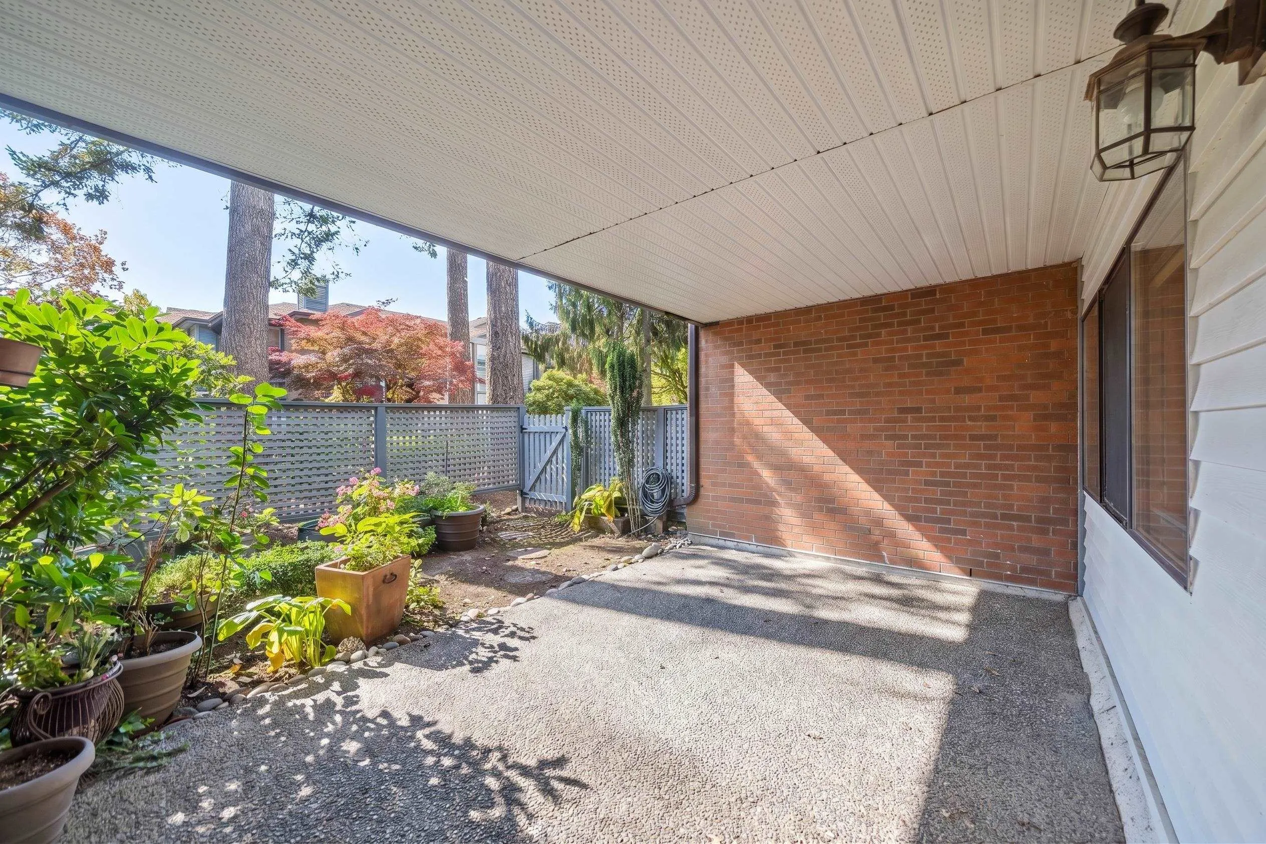 15270 17 Avenue #109