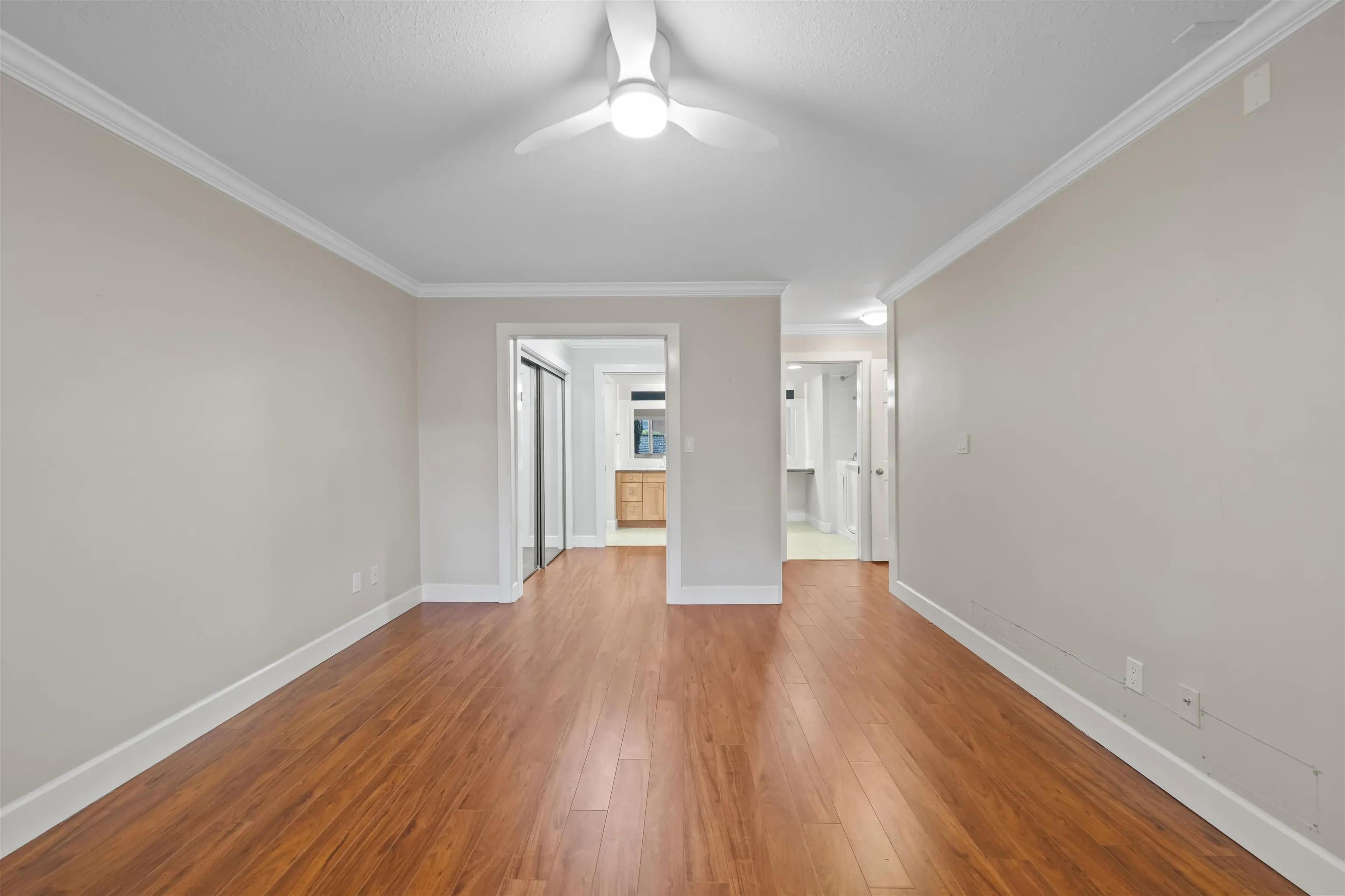 15270 17 Avenue #109