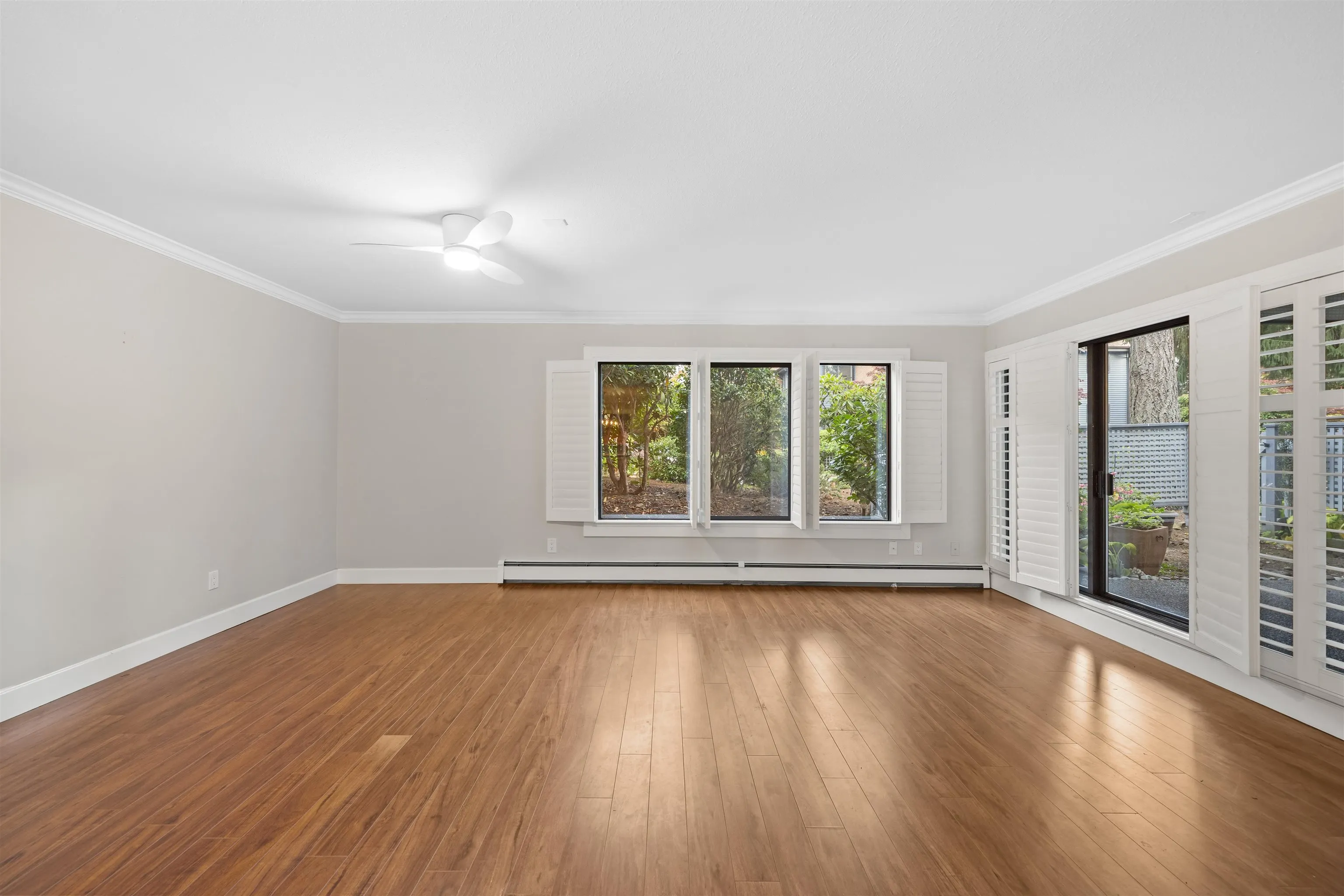15270 17 Avenue #109