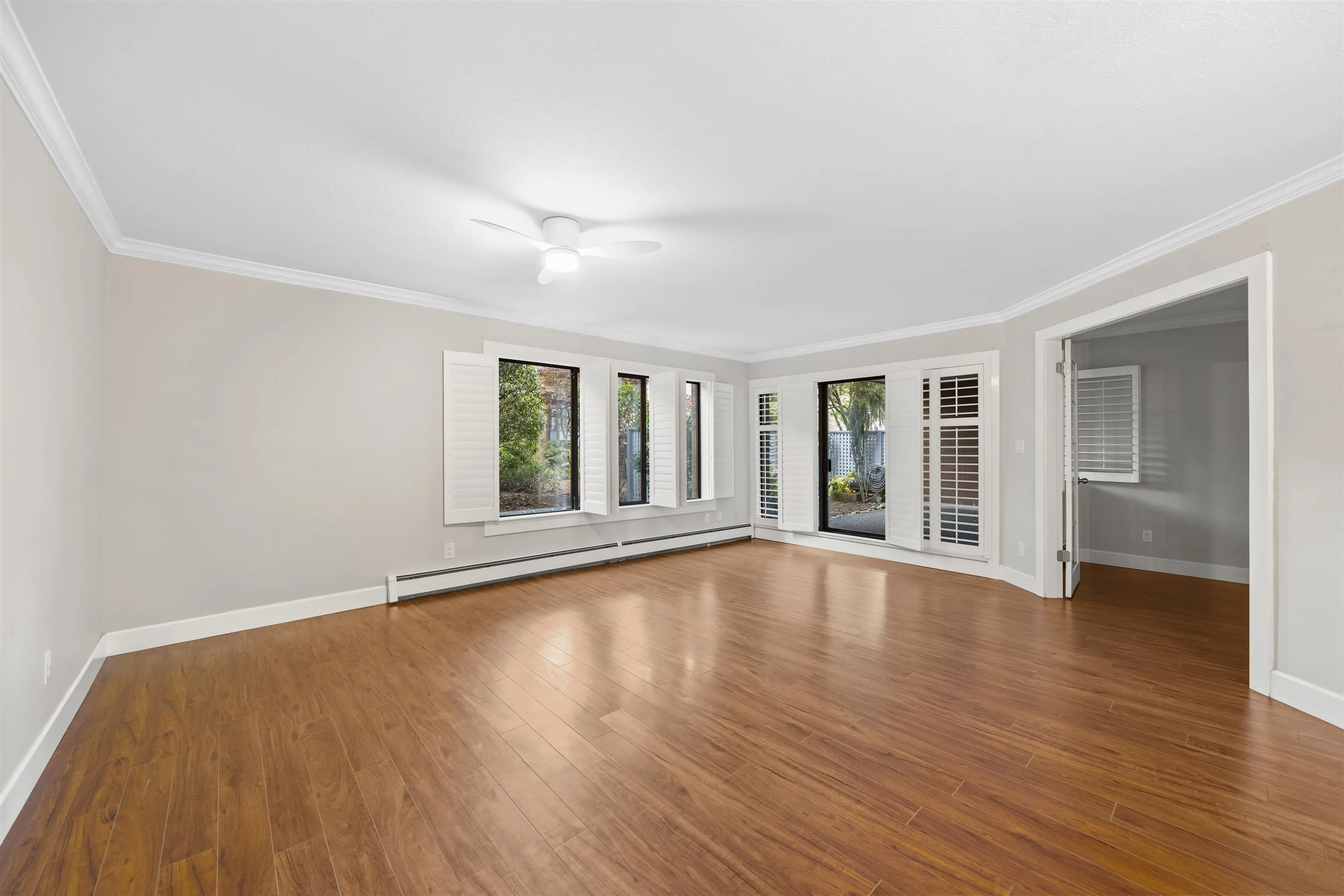15270 17 Avenue #109